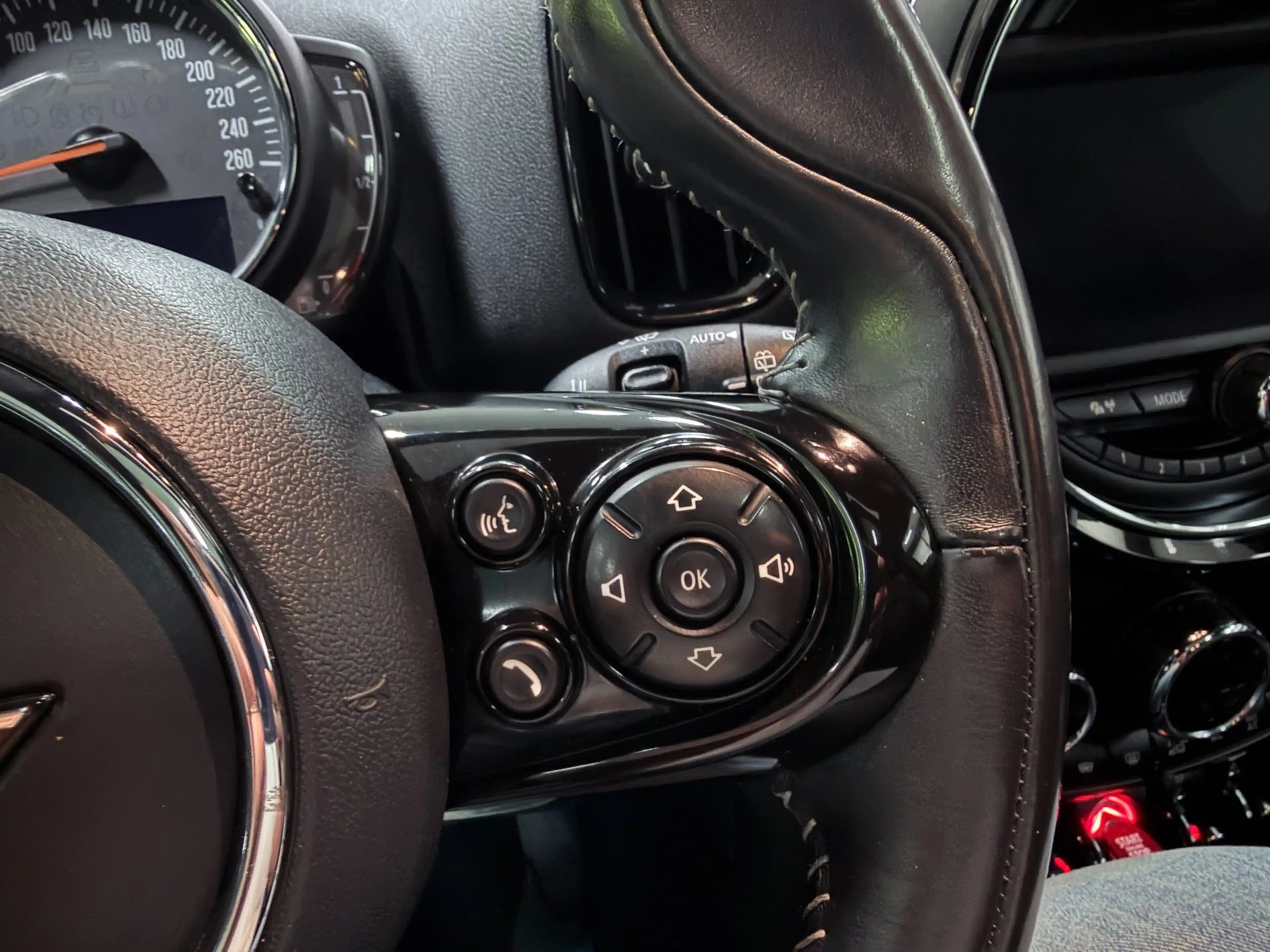 MINI Cooper Countryman 1.5 Chili PANO/LEDER/H-KARDON/NAVI/CAM/CARPLAY/ECC — photo 12
