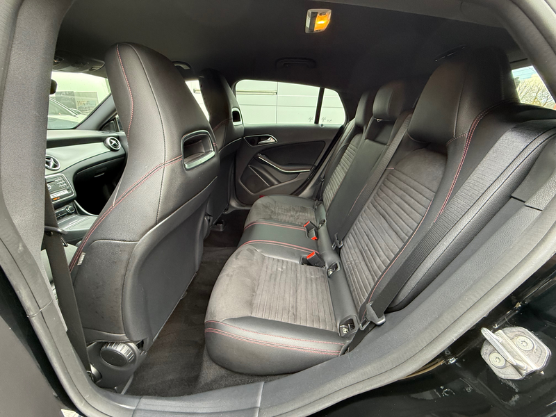 Mercedes-Benz CLA 180 CLA 180 Business Solution AMG (EU6d-TEMP — photo 10