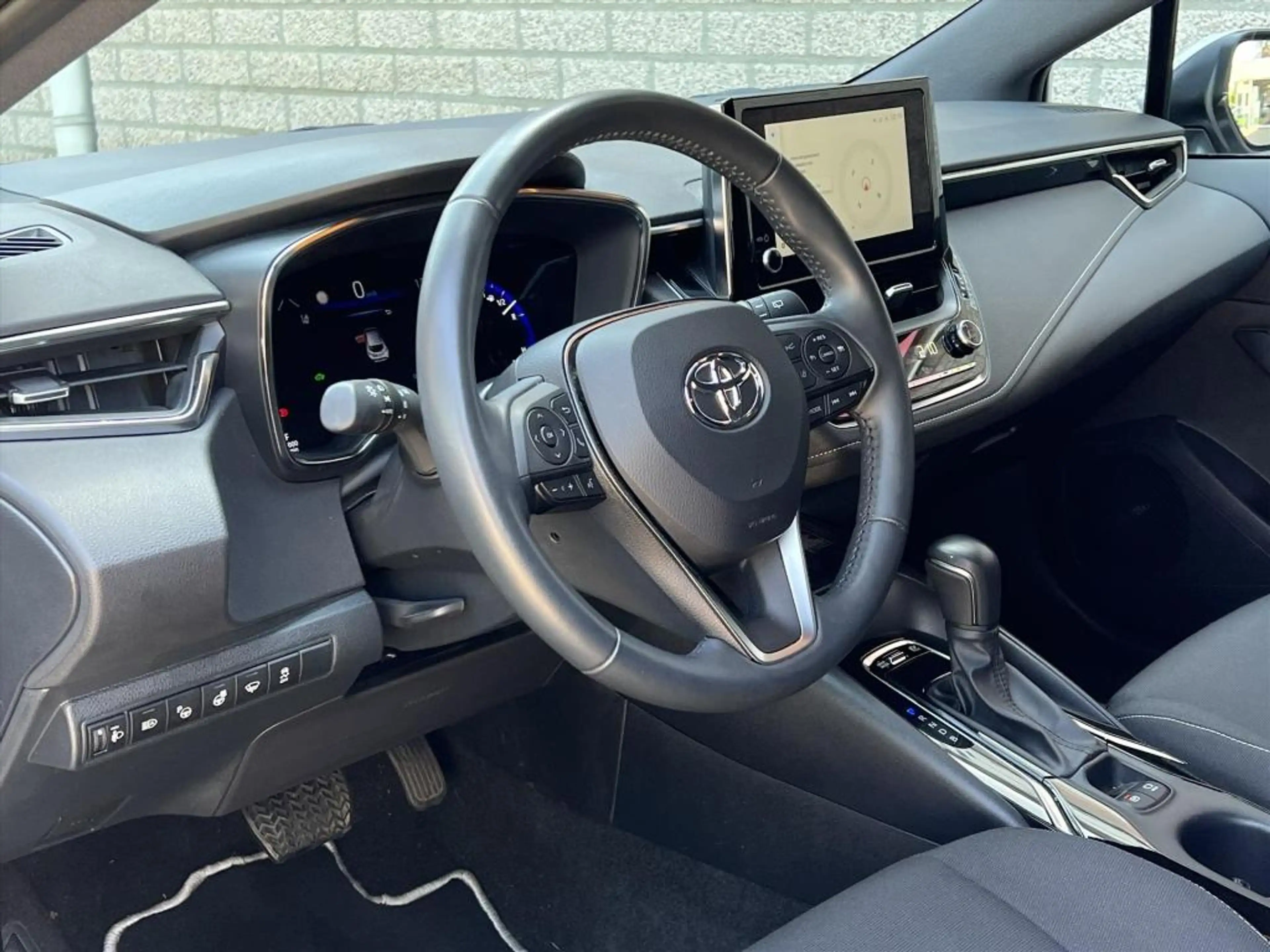 Toyota Corolla 1.8 Hybrid Style | Dodehoekherkenning, Parkeersens — photo 11