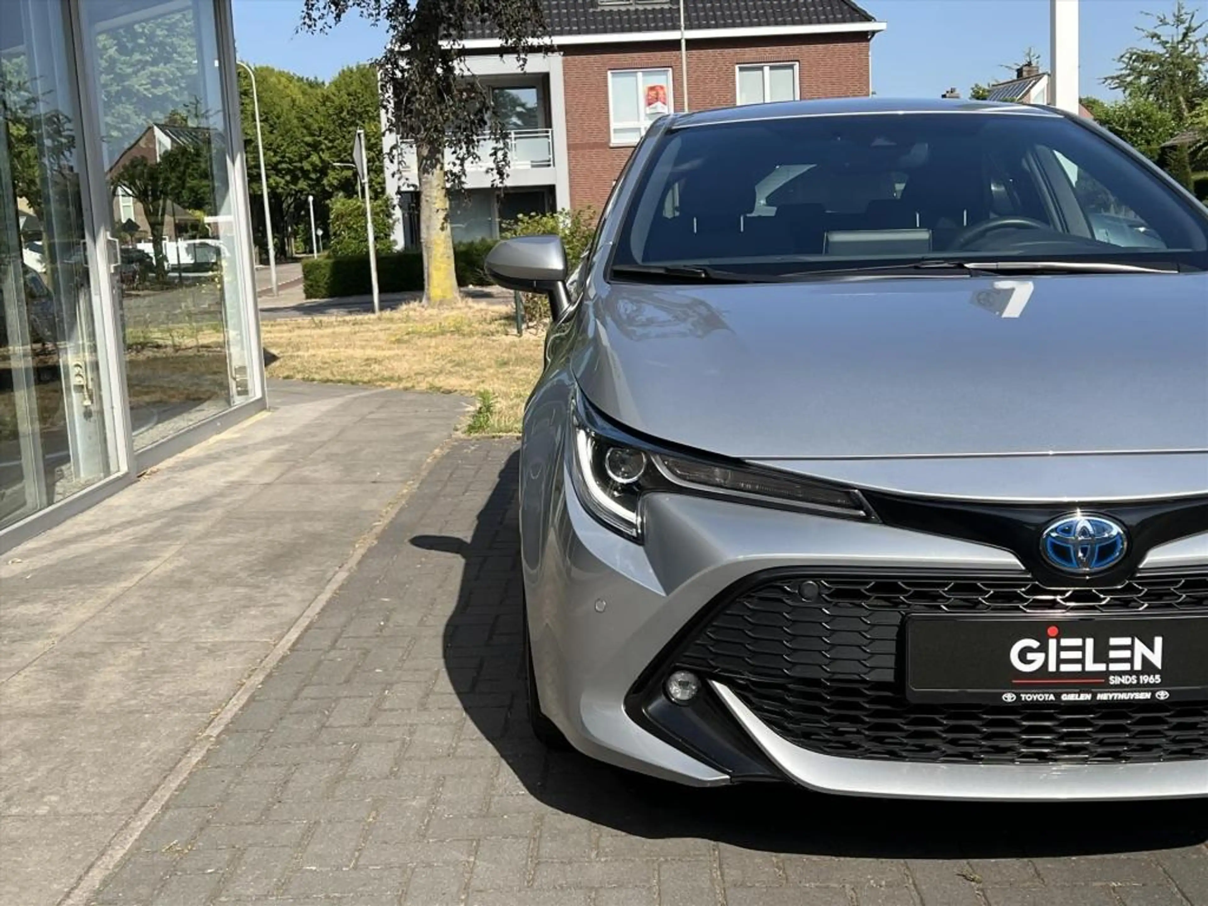 Toyota Corolla 1.8 Hybrid Style | Dodehoekherkenning, Parkeersens — photo 8
