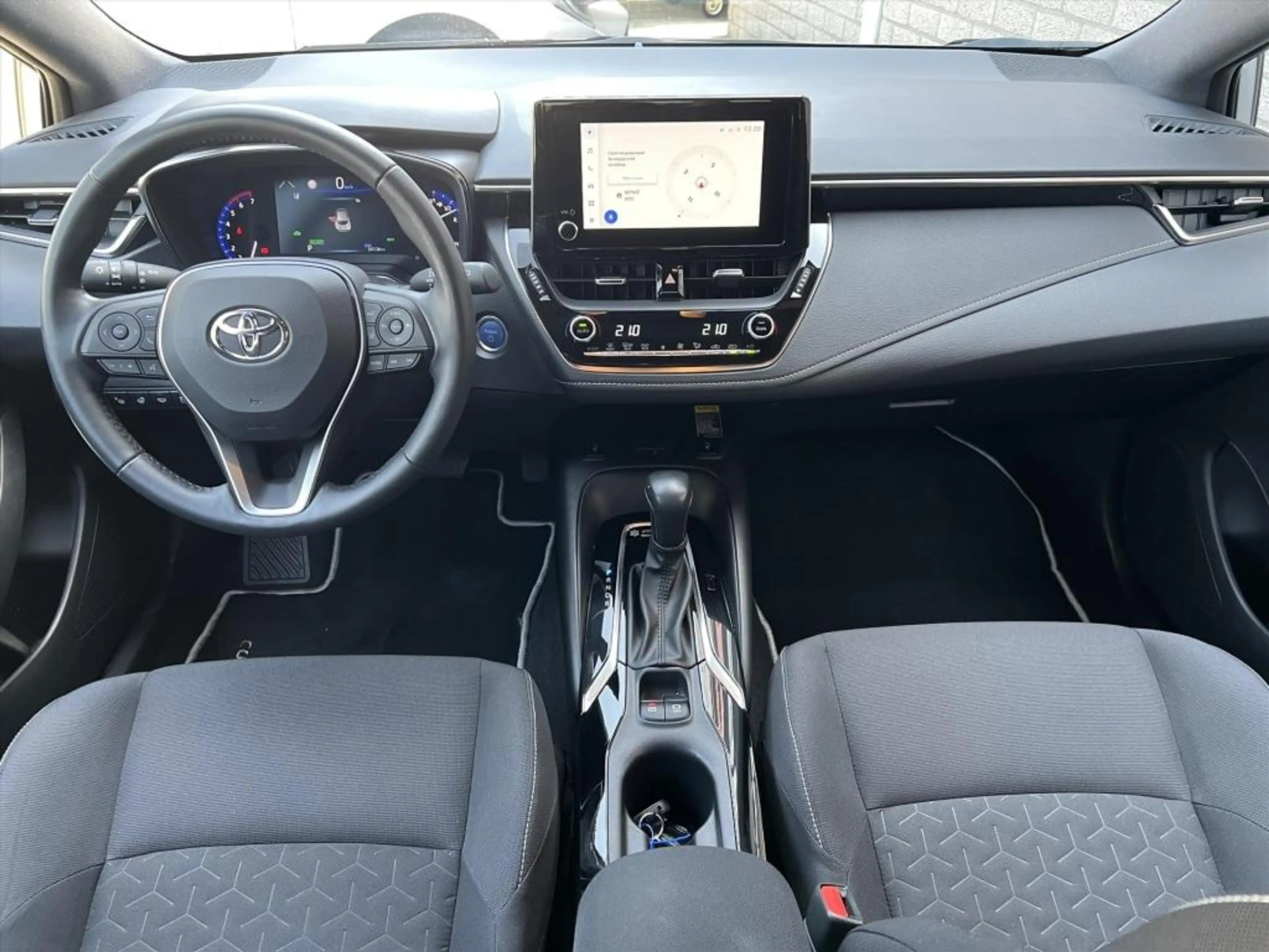 Toyota Corolla 1.8 Hybrid Style | Dodehoekherkenning, Parkeersens — photo 12