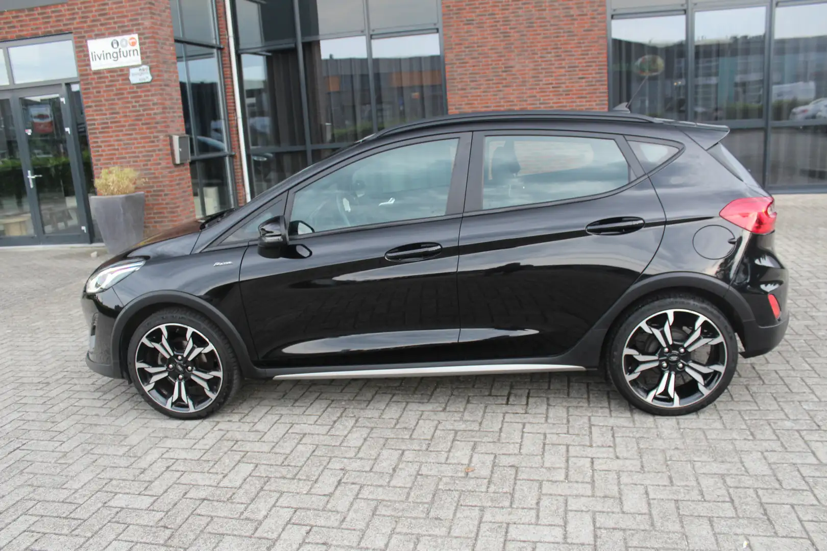 Ford Fiesta 1.0 EcoBoost Active X Clima-Cruise-Carplay-Led ver Zwart - 2