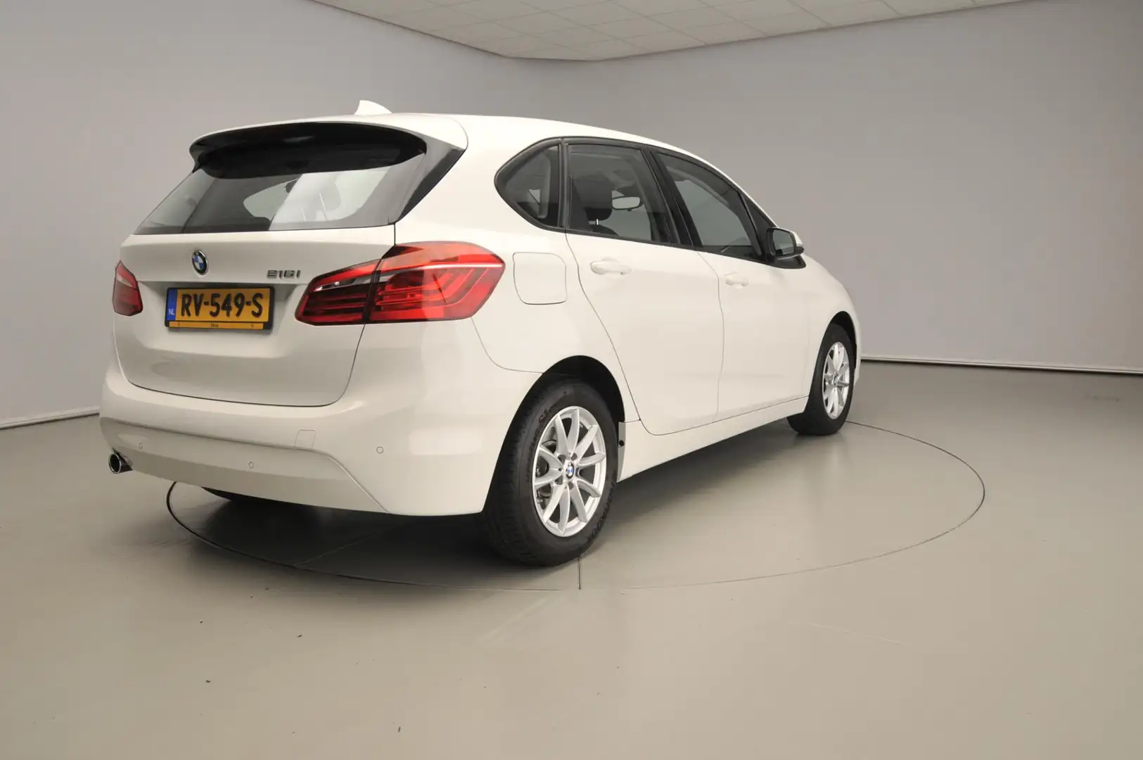 BMW 216 2 Serie Active Tourer 216i Executive | Elek. koffe Wit - 2
