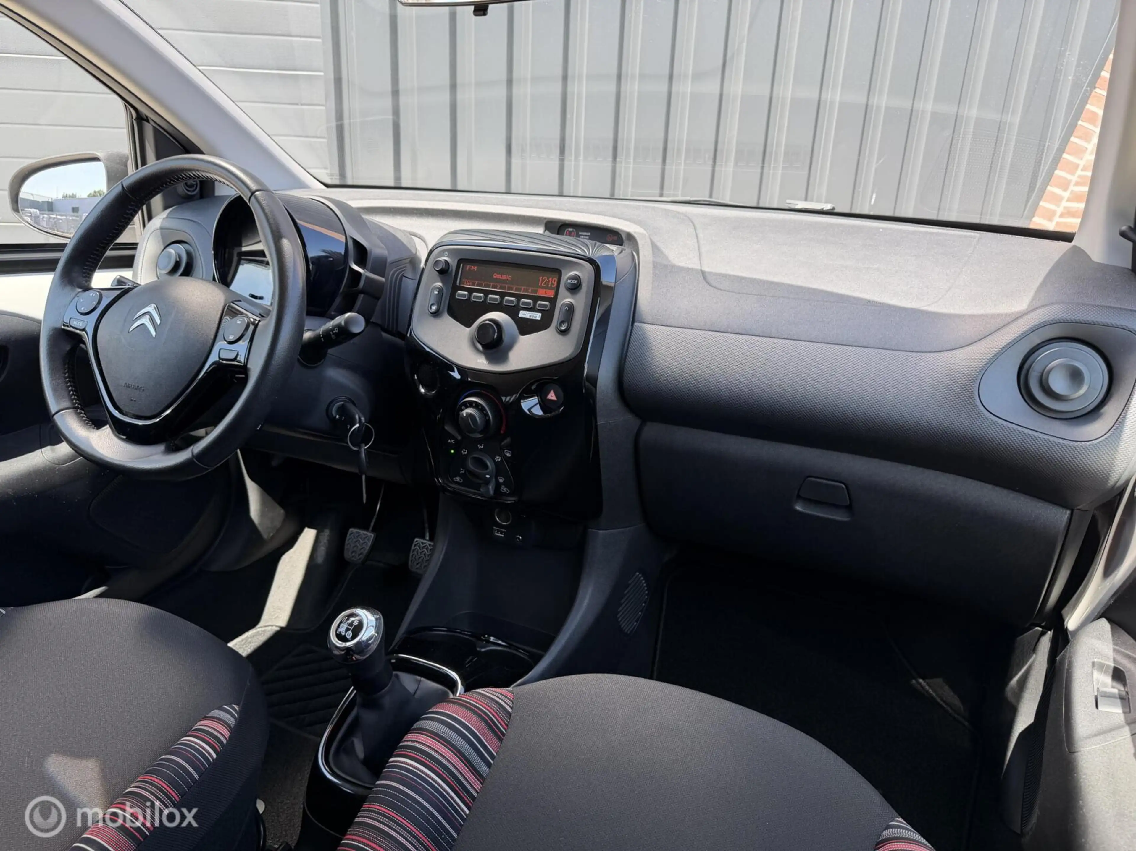Citroen C1 1.0 VTi Feel — photo 9