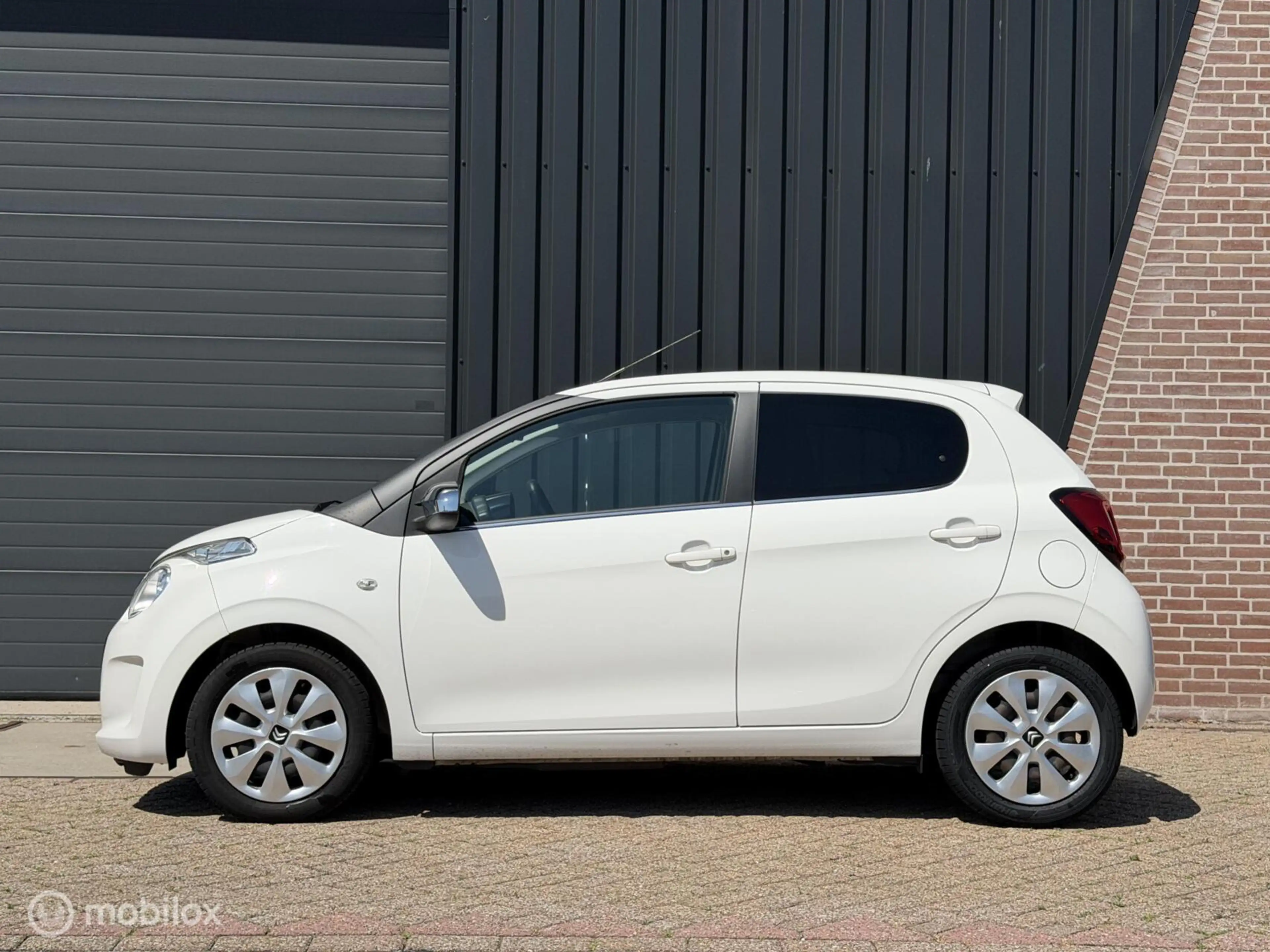 Citroen C1 1.0 VTi Feel — photo 2
