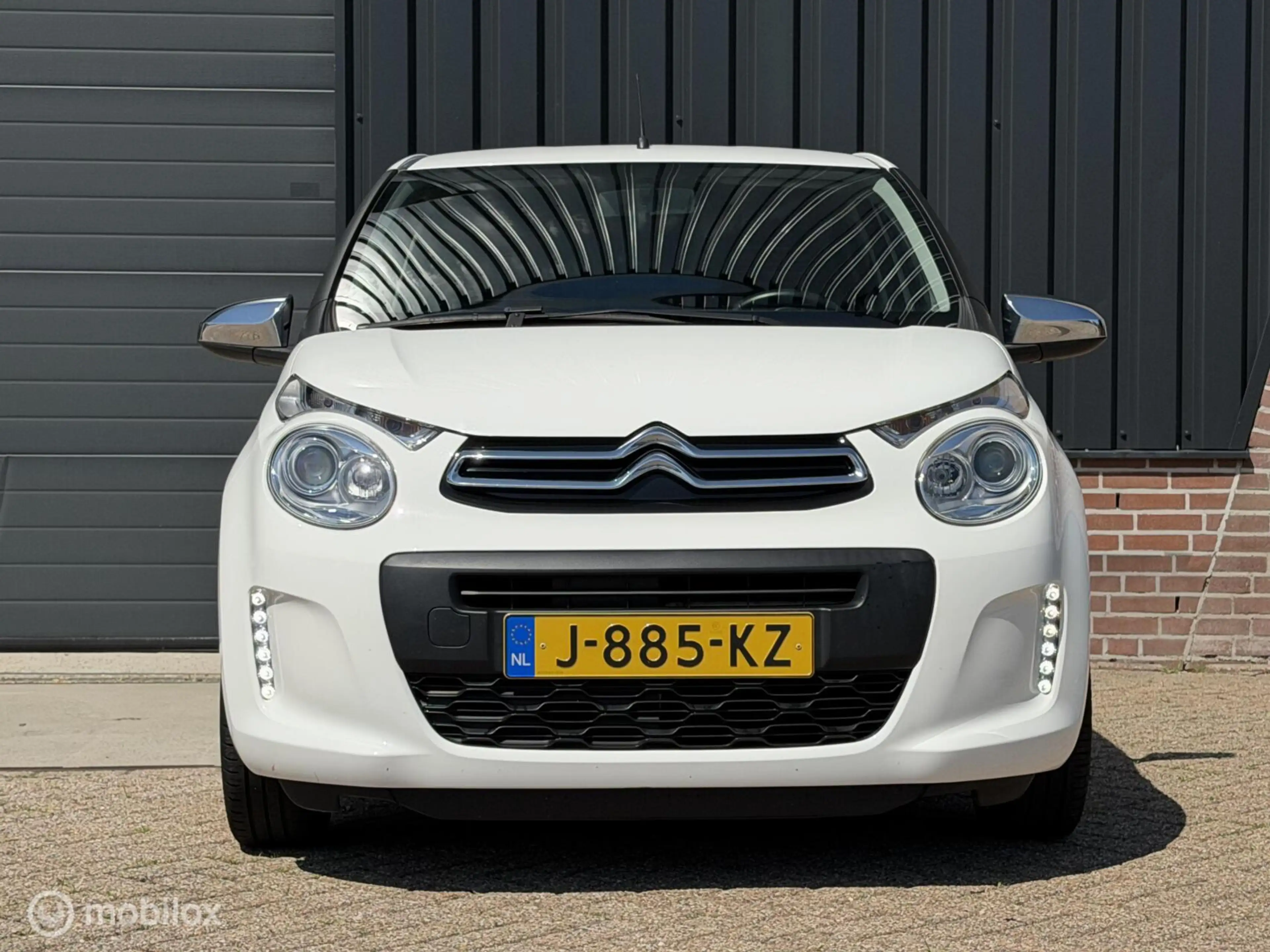 Citroen C1 1.0 VTi Feel — photo 8