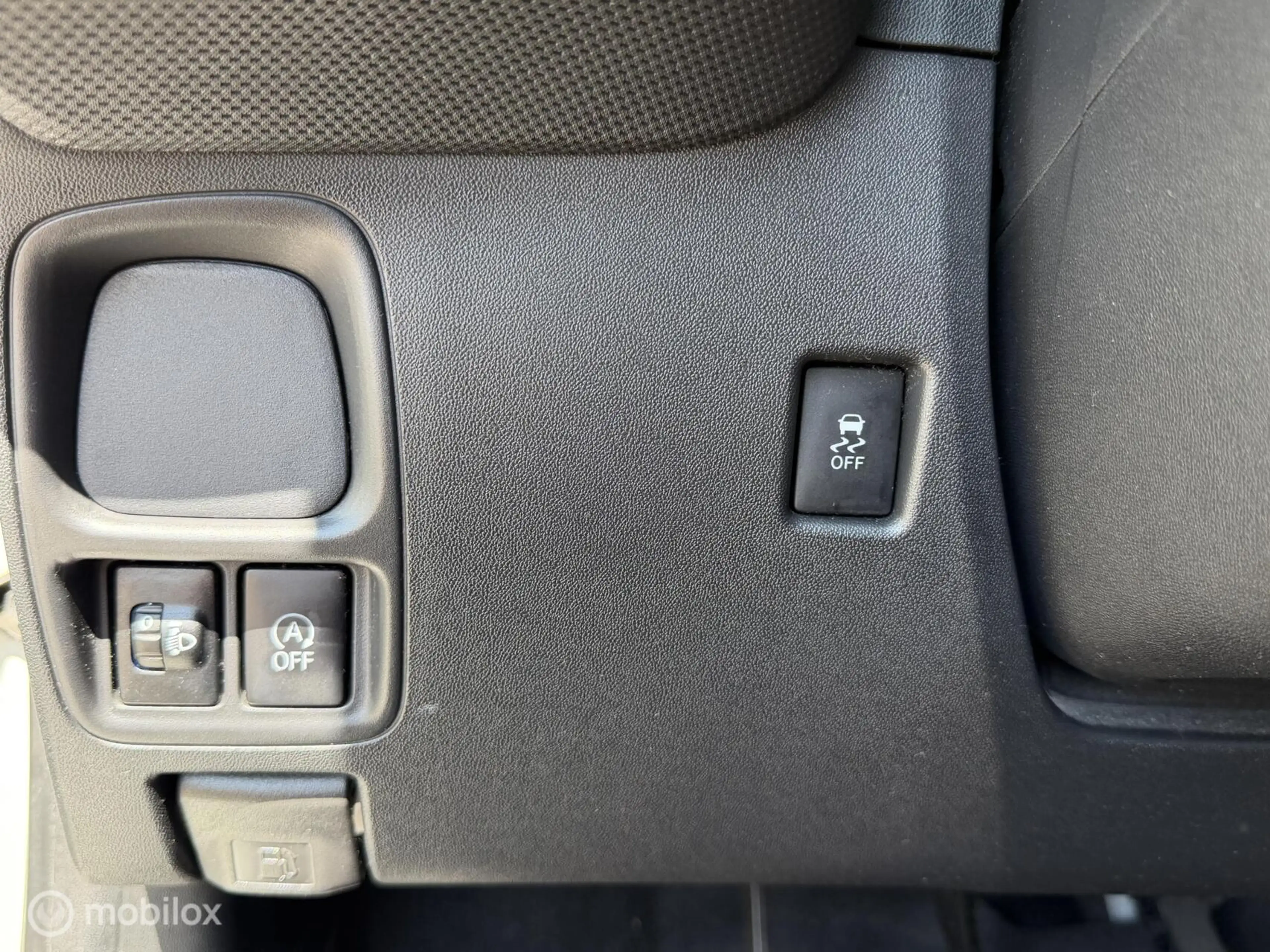 Citroen C1 1.0 VTi Feel — photo 14