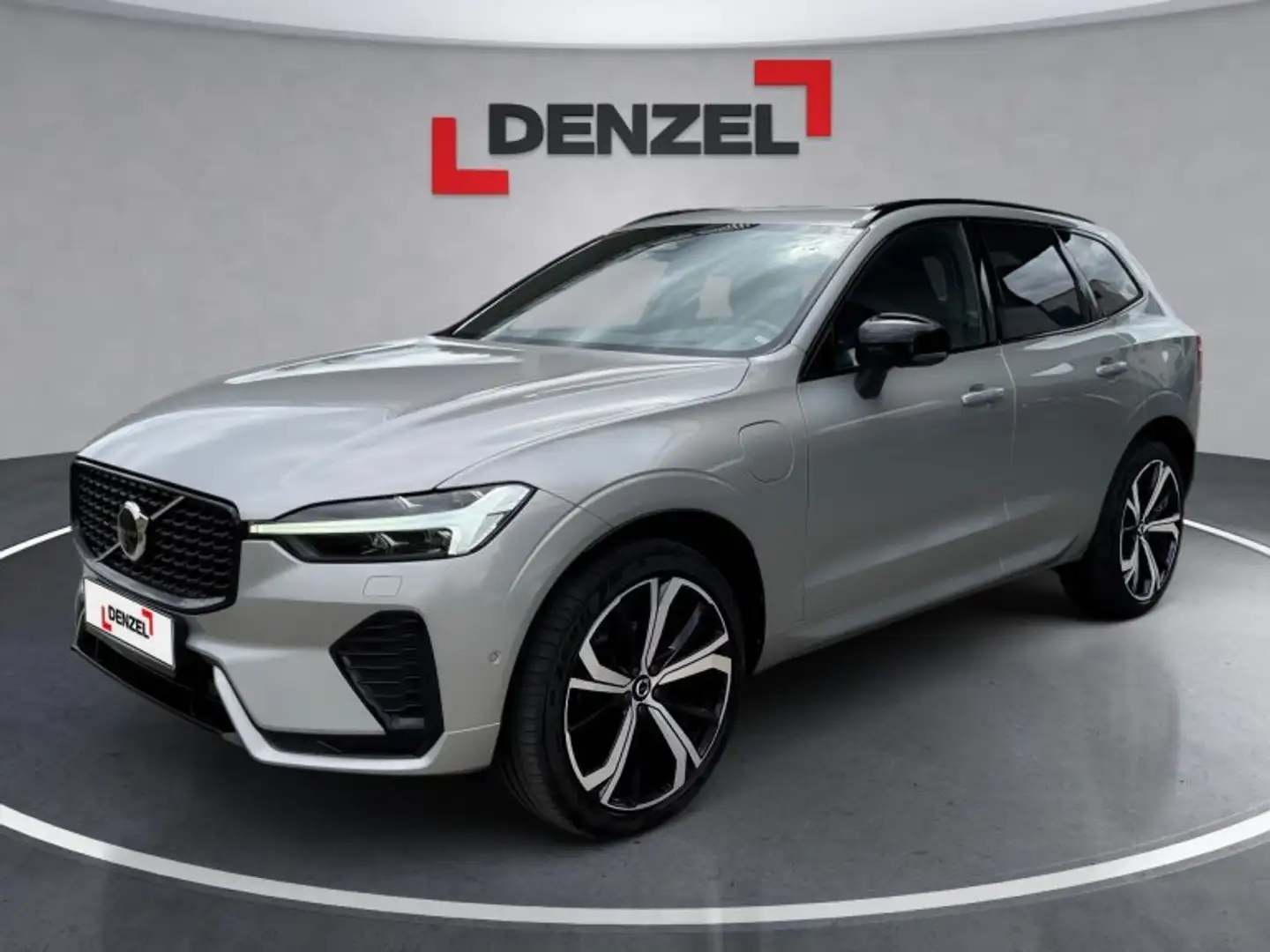 Volvo XC60 T6 AWD Recharge Silber - 1