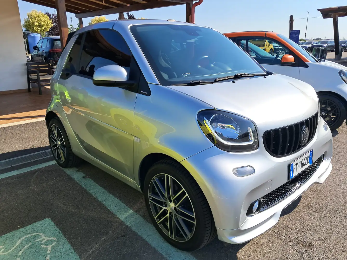 smart forTwo Cabrio Brabus Style 1.0 71cv twinamic Argent - 1