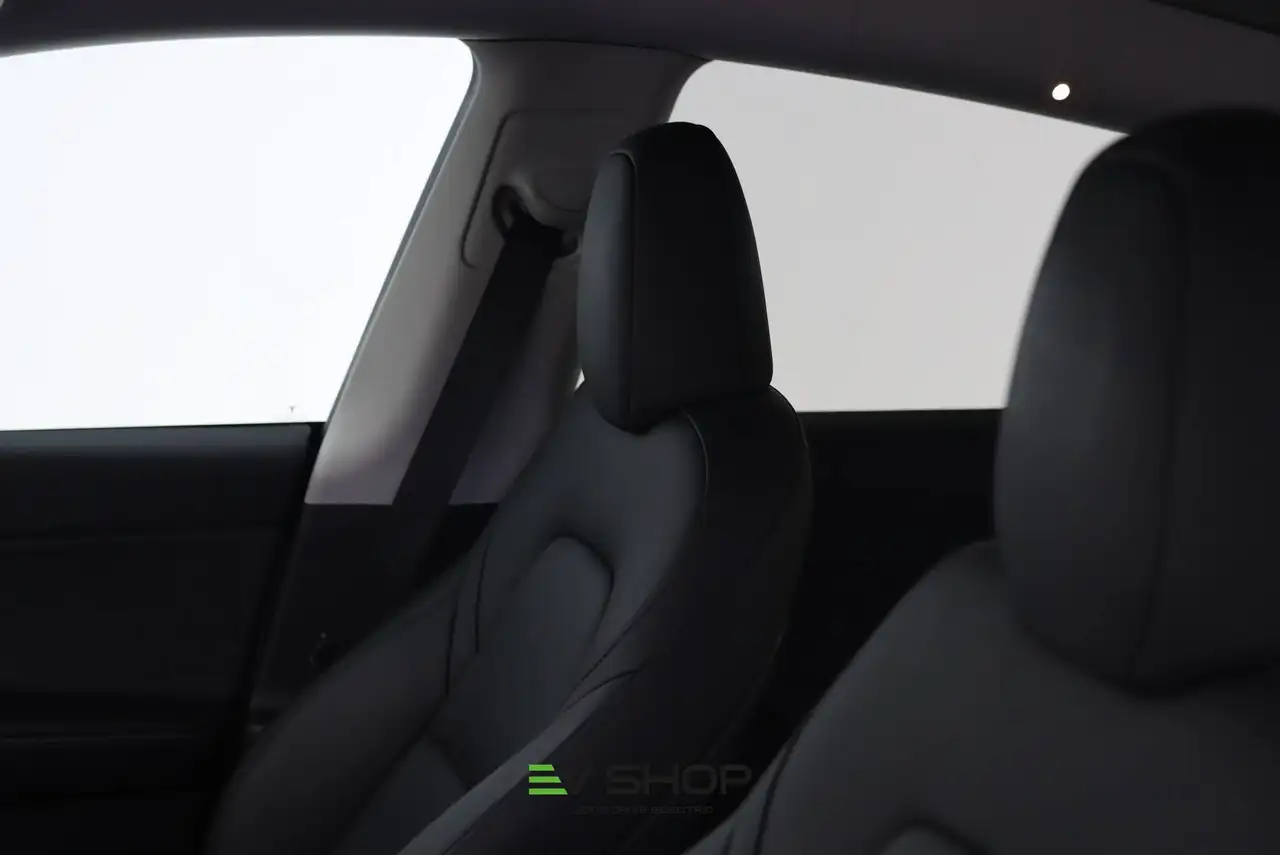 Tesla Model Y SR 93.3% SoH BTW, миниатюра 10