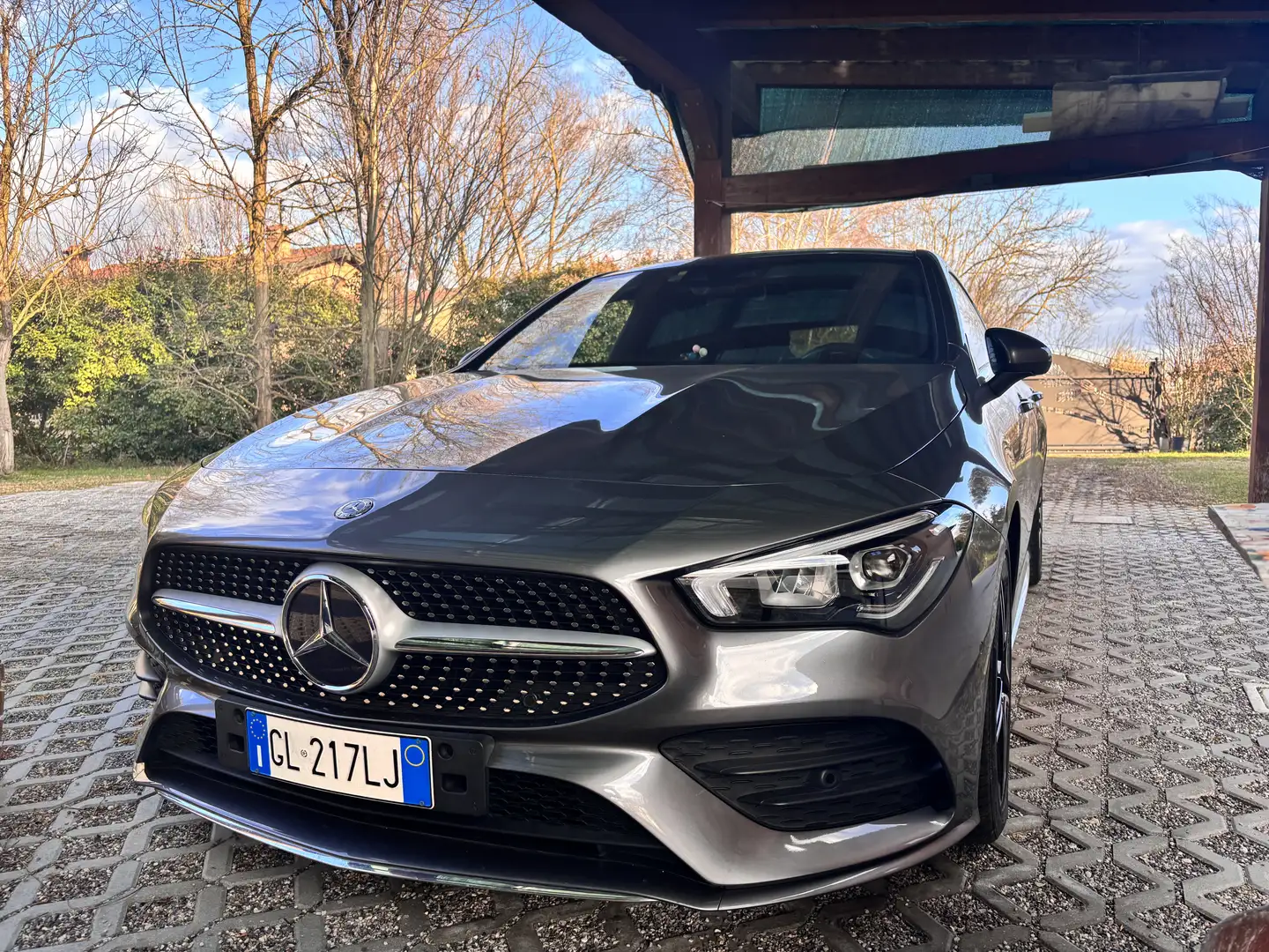 Mercedes-Benz CLA 200 Shooting Brake d Premium auto - 1
