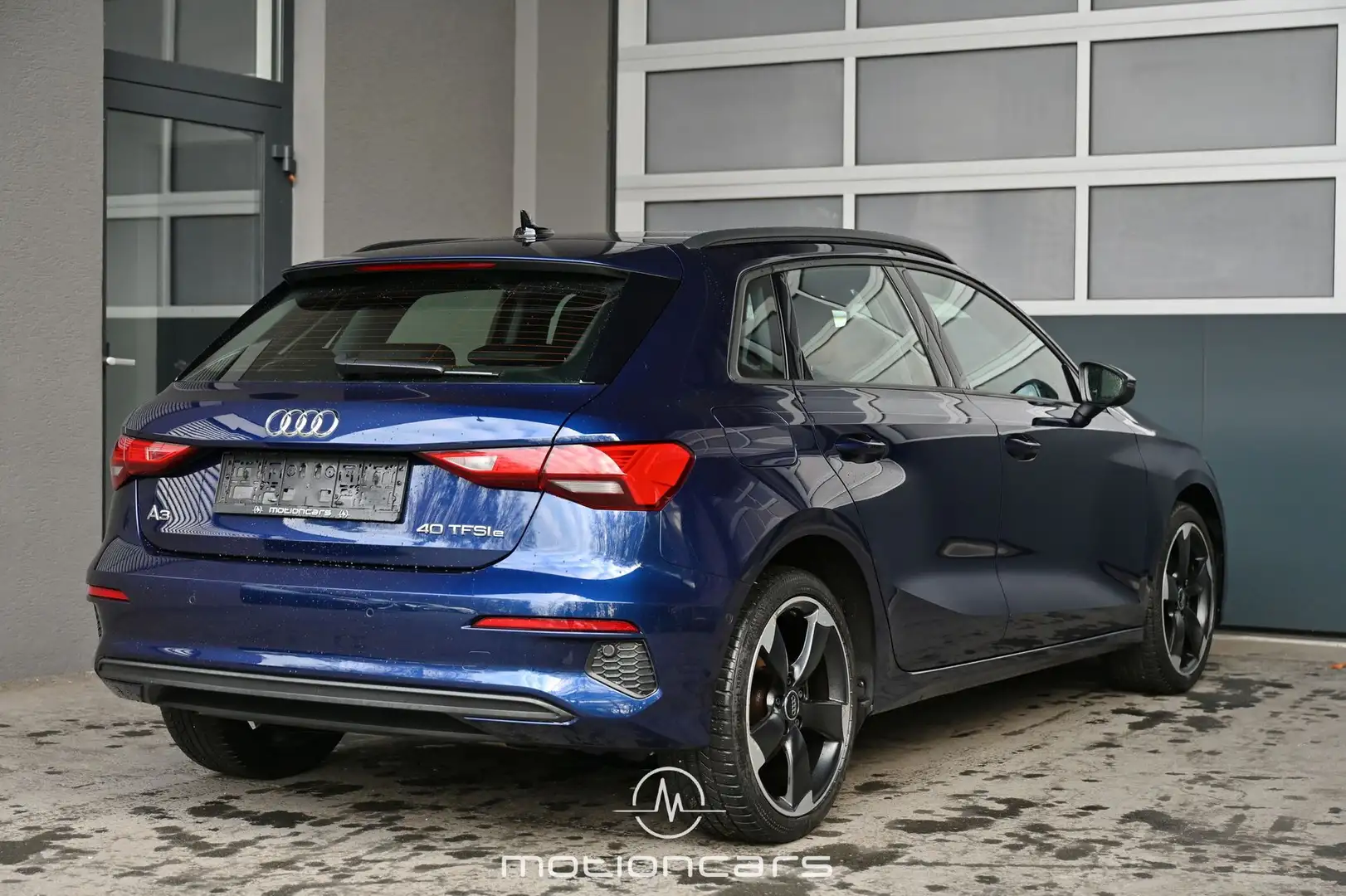 Audi A3 40 1.4 TFSI e-tron Pickerl NEU Blau - 2
