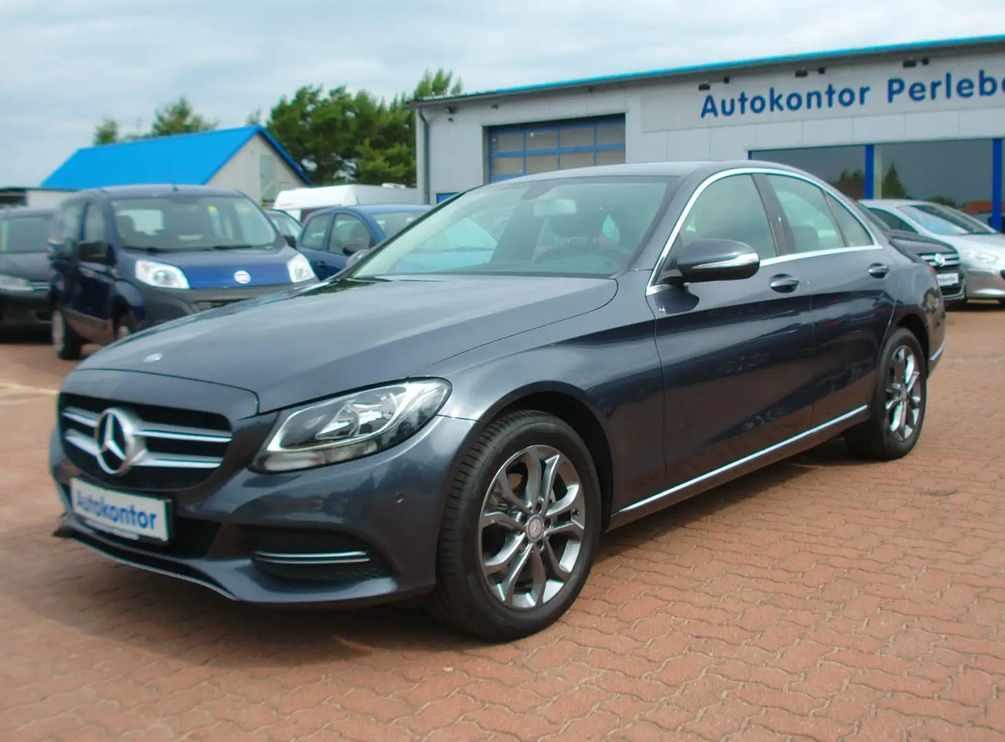 Mercedes-Benz C 180 C -Klasse Lim. C 180 .Avantgarde.Teilleder.AHK Grau - 1