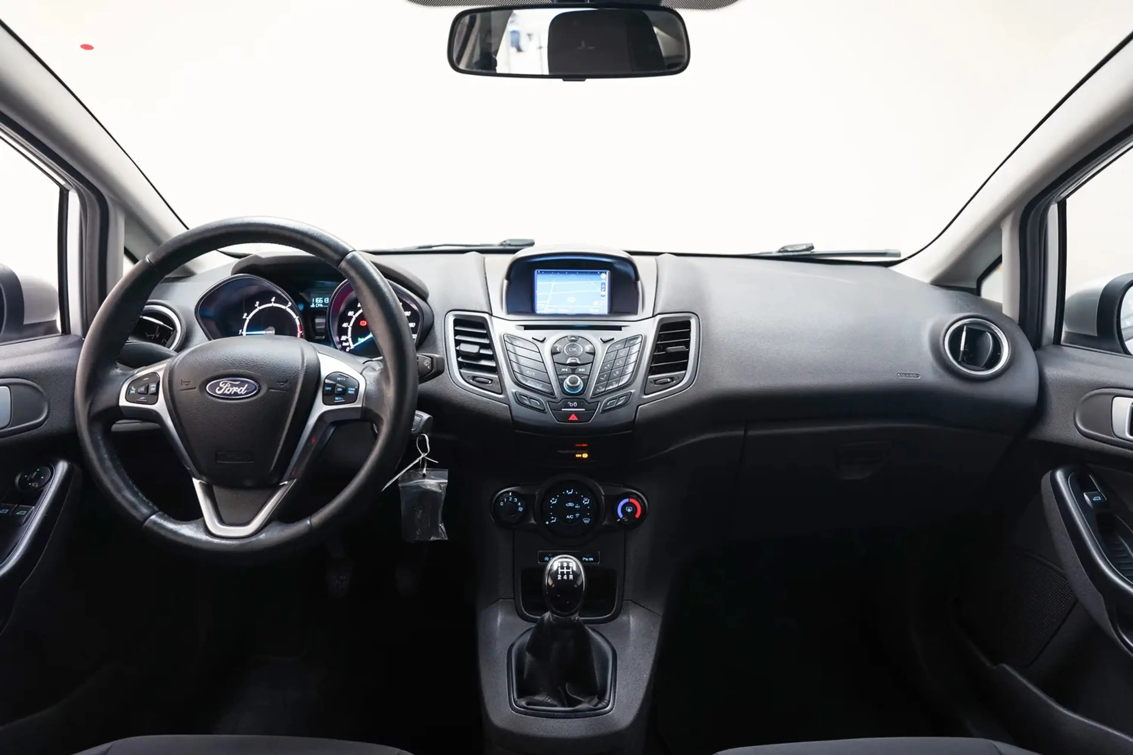 Ford Fiesta 1.0 Style Ultimate [ Navi Cruise control Airco ] — photo 4