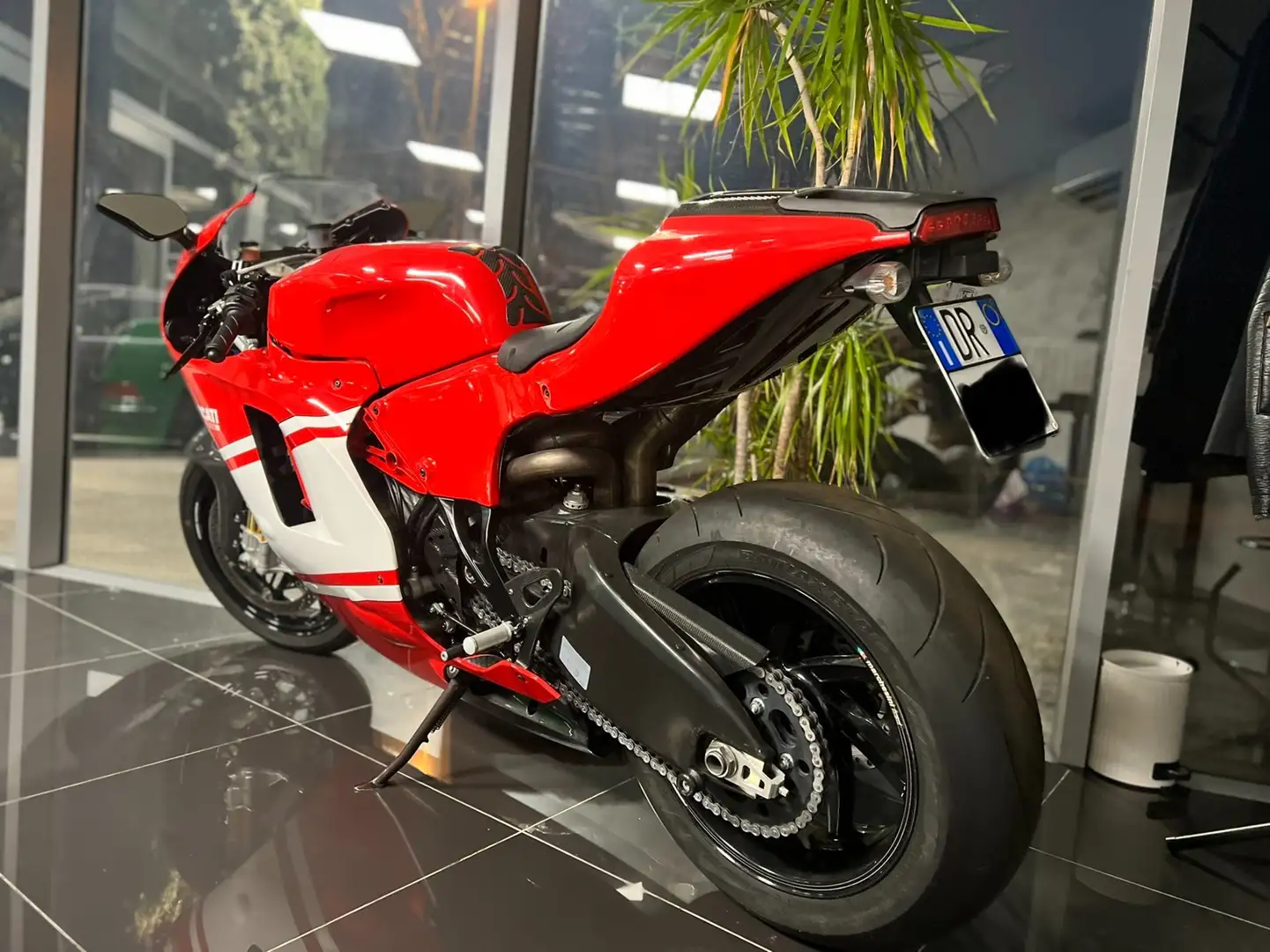 Ducati Desmosedici RR Kırmızı - 2