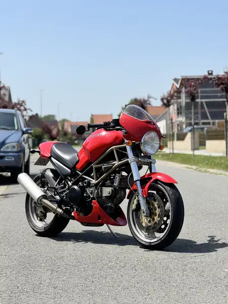 Ducati Monster 937