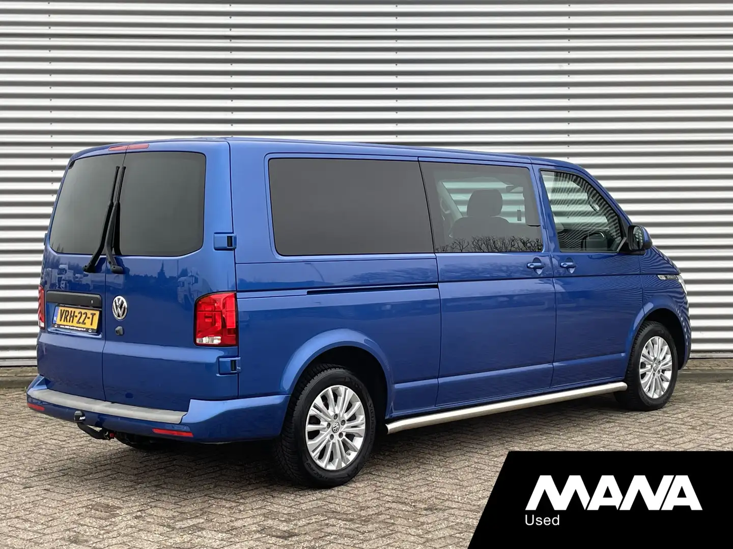Volkswagen T6.1 Transporter 2.0TDI 150PK L2H1 DC BULLI Automaat Adaptive cruis Bleu - 2