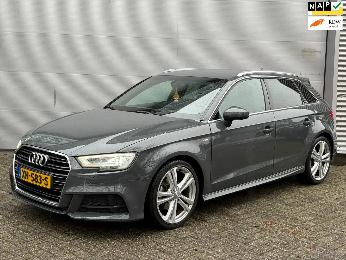 Audi A3 Sportback 30 TFSI Sport S Line Edition l Virtual l Gris - 1