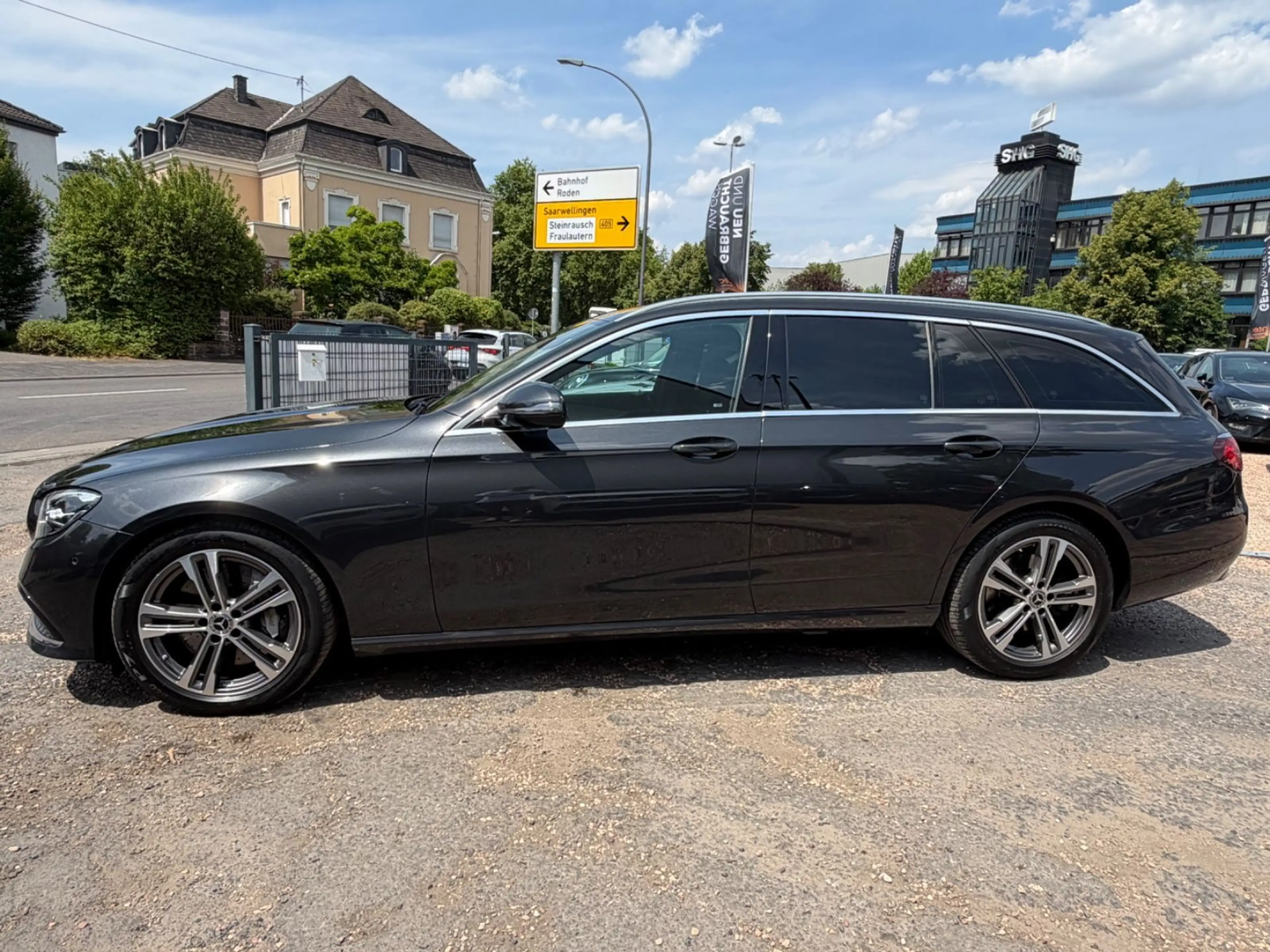 Mercedes-Benz E 400 E T-Modell E 400 d 4Matic — photo 3