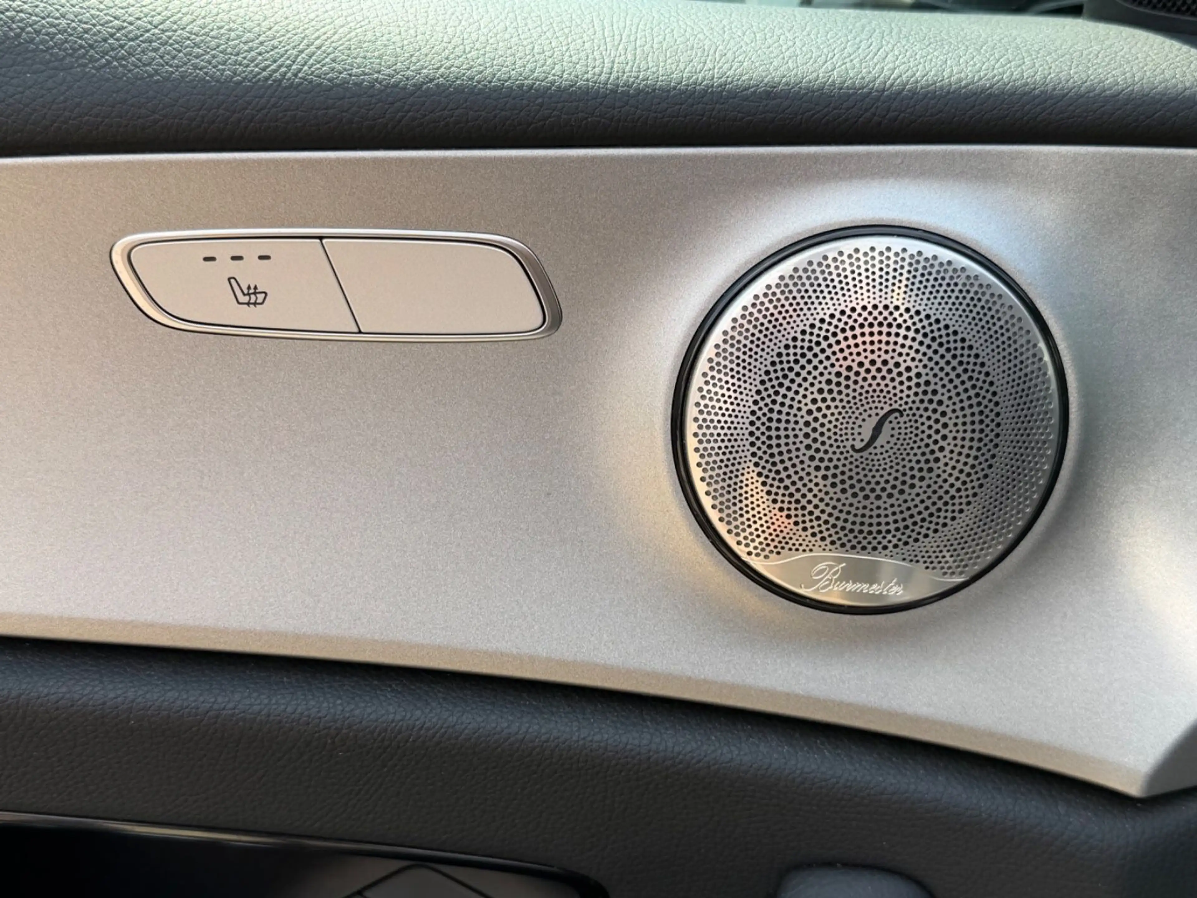 Mercedes-Benz E 400 E T-Modell E 400 d 4Matic — photo 13