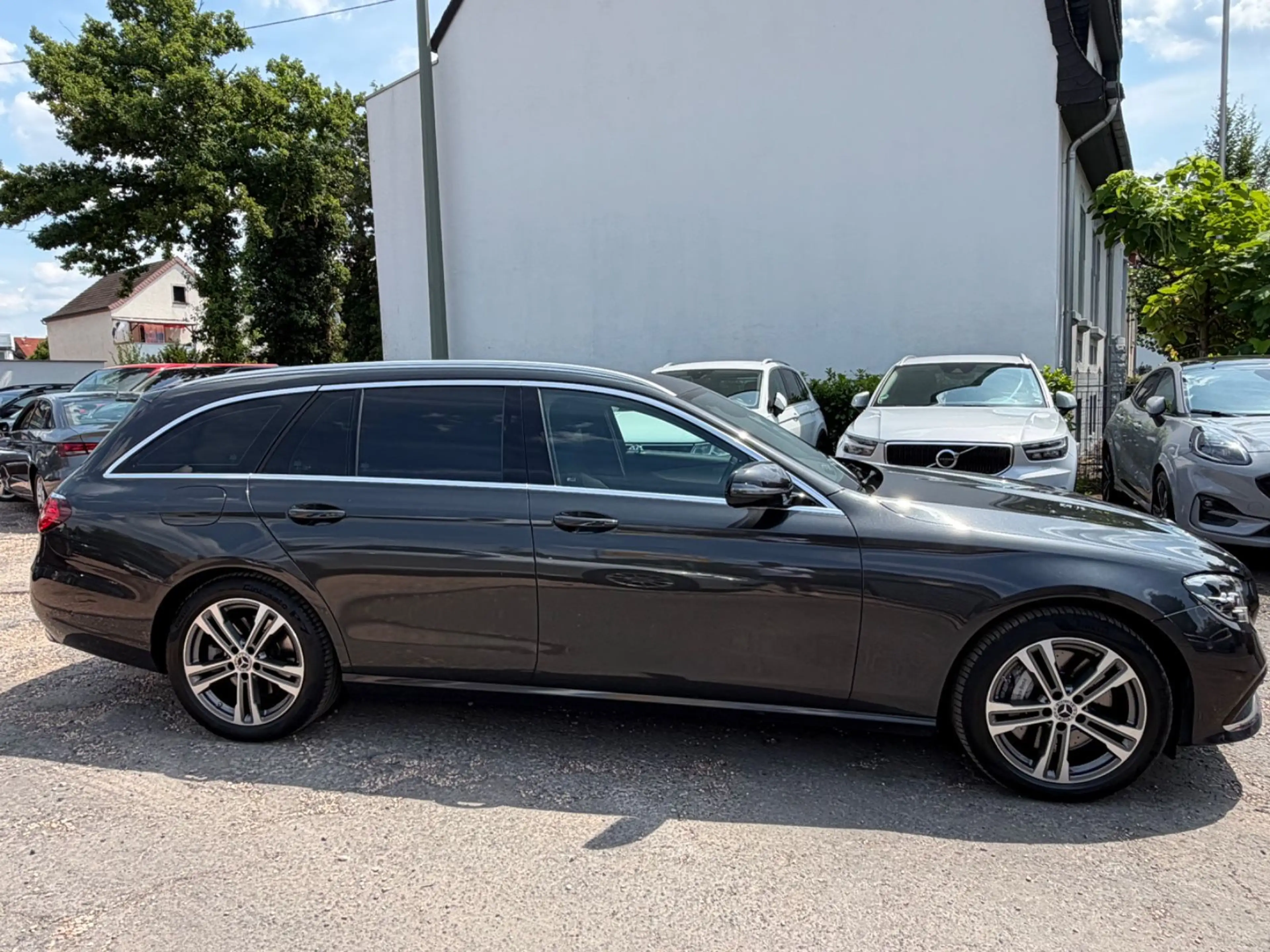 Mercedes-Benz E 400 E T-Modell E 400 d 4Matic — photo 7