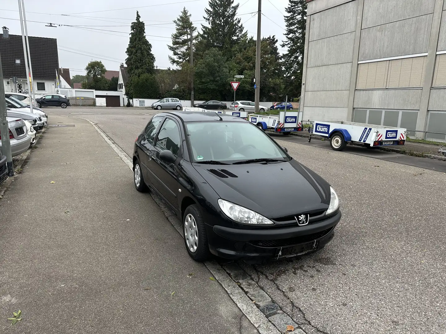 Peugeot 206 Petit Filou Schwarz - 1