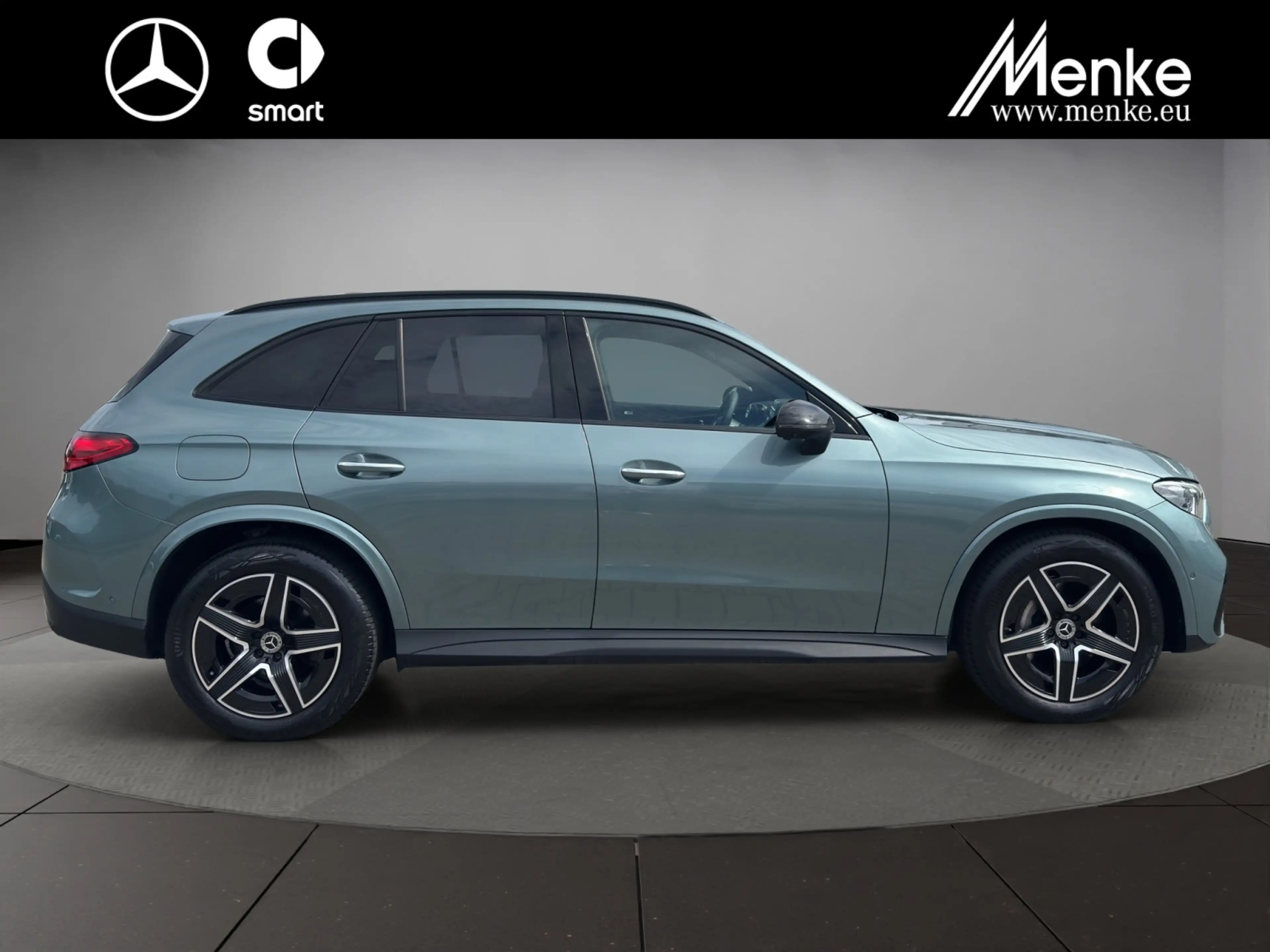 Mercedes-Benz GLC 300 d 4M AMG+Night+Premium+Digi+360+AHK+Dist — photo 4