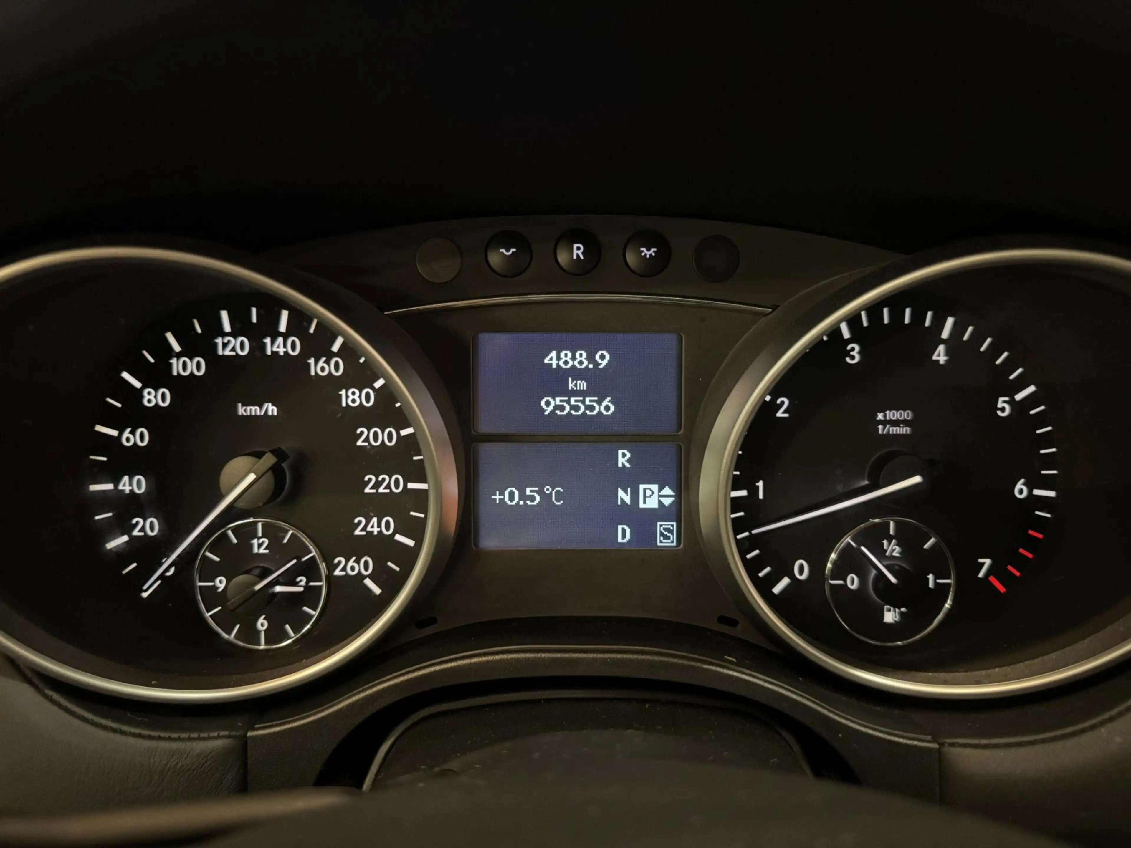 Mercedes-Benz GL 500 7-pers / Pano / BTW / Harman / Memory — photo 13