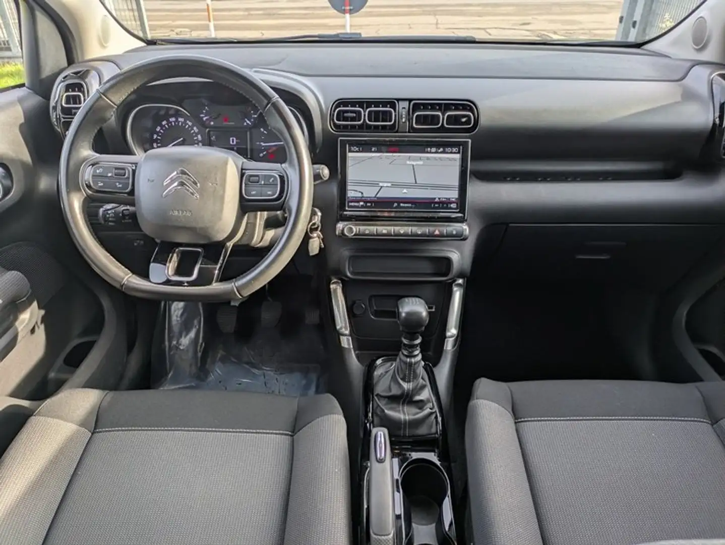 Citroen C3 Aircross C3 Aircross GPL 110cv Shine Nero - 2