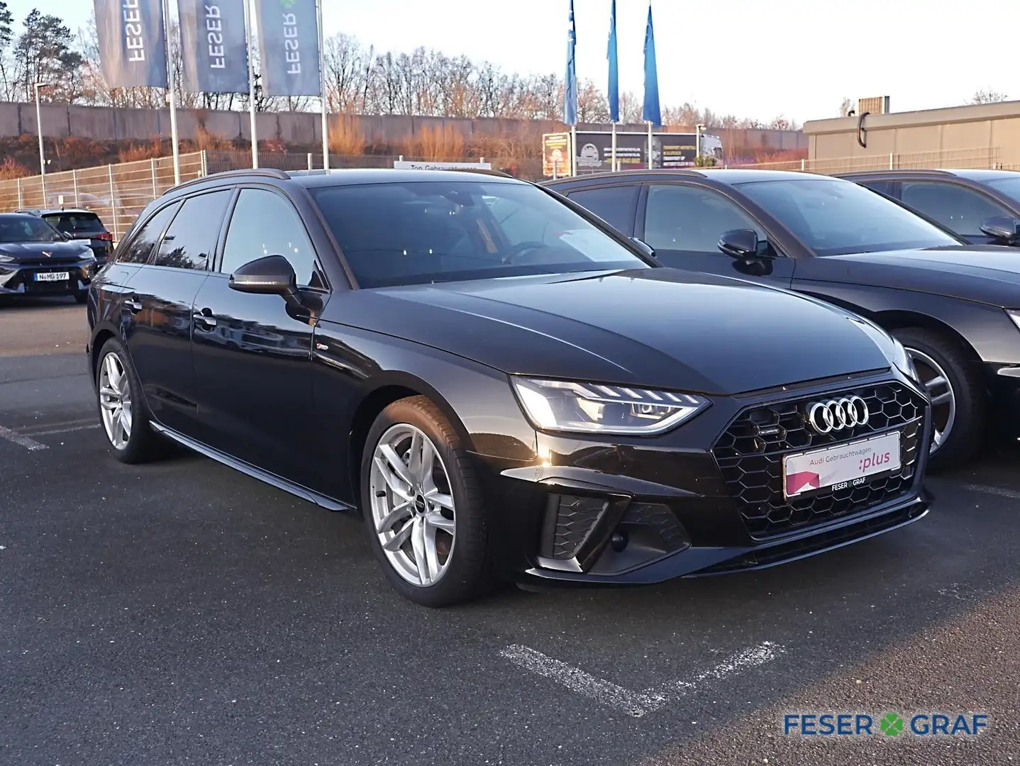 Audi A4 Avant 45TFSI qu S Line Int Leder,LED,Navi,AHK Noir - 2