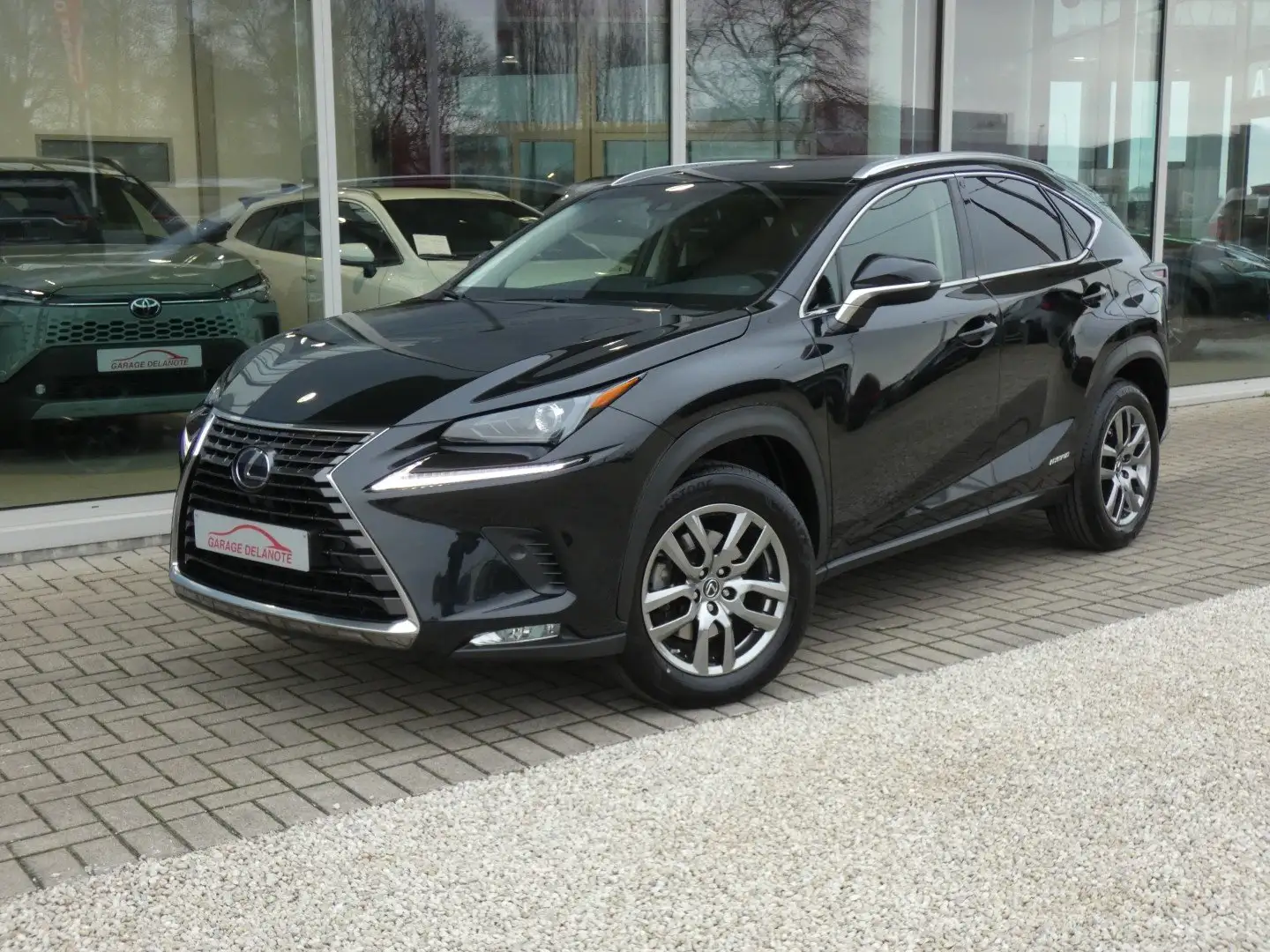 Lexus NX 300h Hybrid AWD Executive Line +LEDER +TREKHAAK Noir - 2