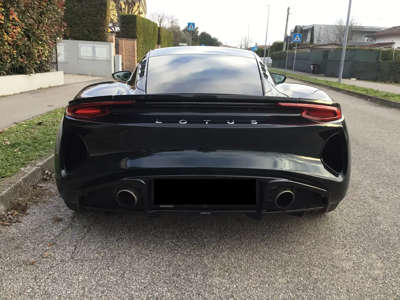 Lotus Emira 2024
