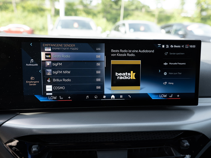 BMW 218 i M-Sport LED NAVI KAMERA SHZ PDC KEYLESS — photo 15