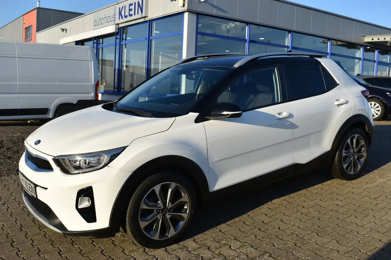 Kia Stonic 1.0 T-GDi Vision --KLIMA-NAVI-SHZ-LHZ-CAM Weiß - 2