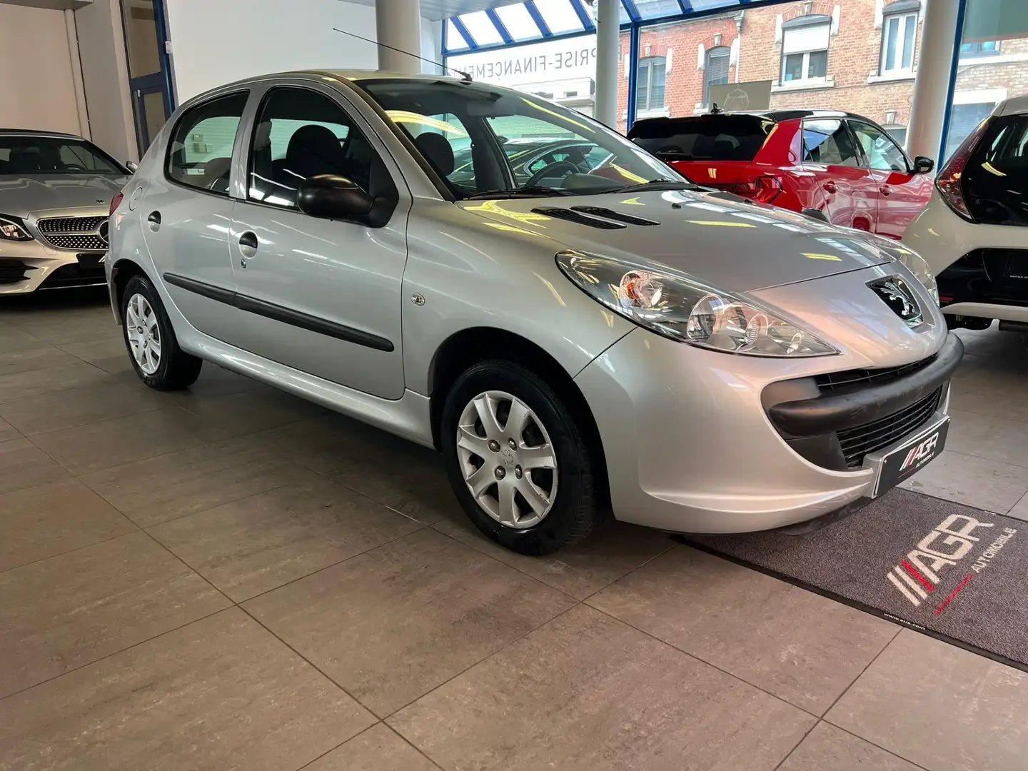 Peugeot 207 ❌️SEULEMENT 28 000 KM❌️5 PORTES ✅️ Zilver - 1
