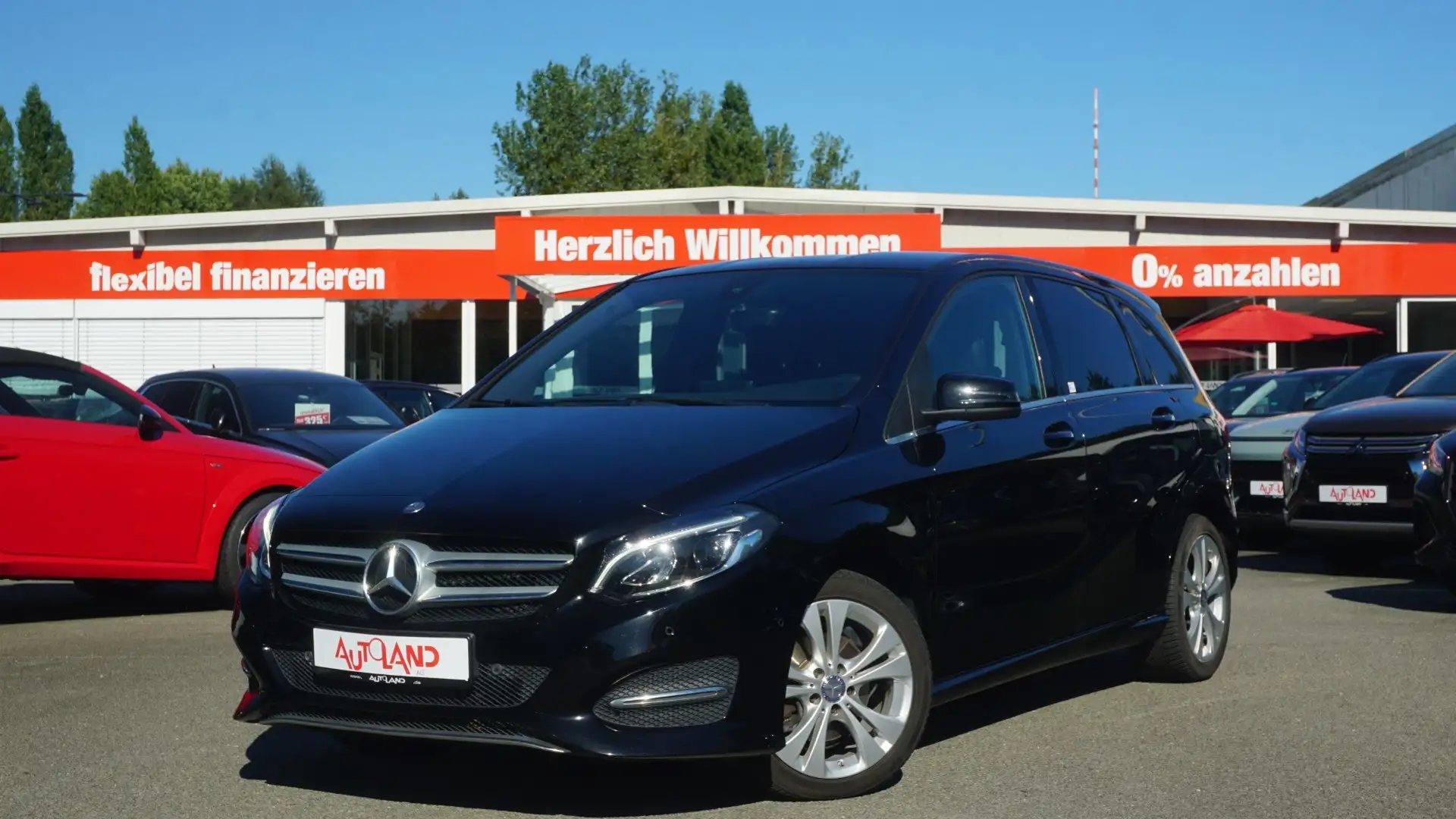 Mercedes-Benz B 200 B200 d LED Navi Tempomat Sitzheizung Leder PDC Schwarz - 2