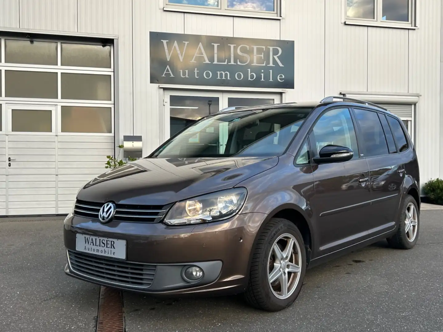 Volkswagen Touran 1.4 TSI Style *7-Sitze*Klima*Sitzh.*PDC* Marrone - 1