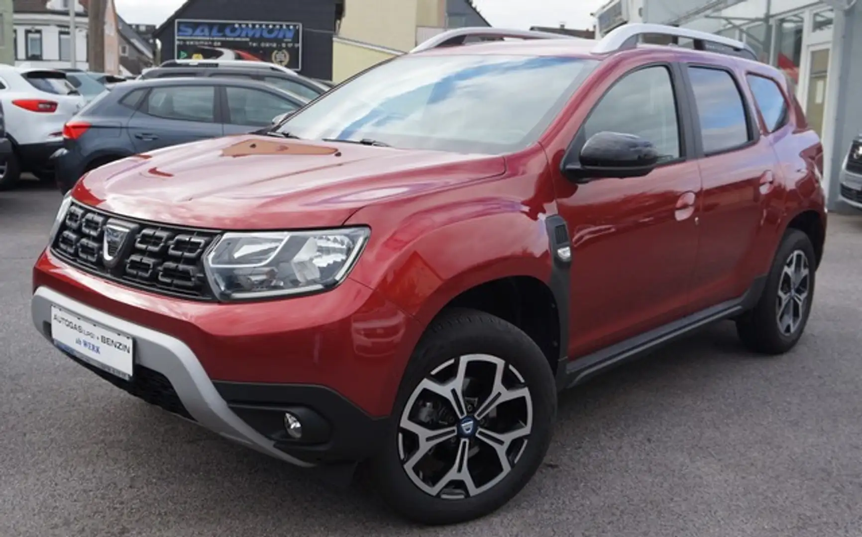 Dacia Duster LPG Celebration+*NAVI+4xCAM Klimaautomatik Rot - 1