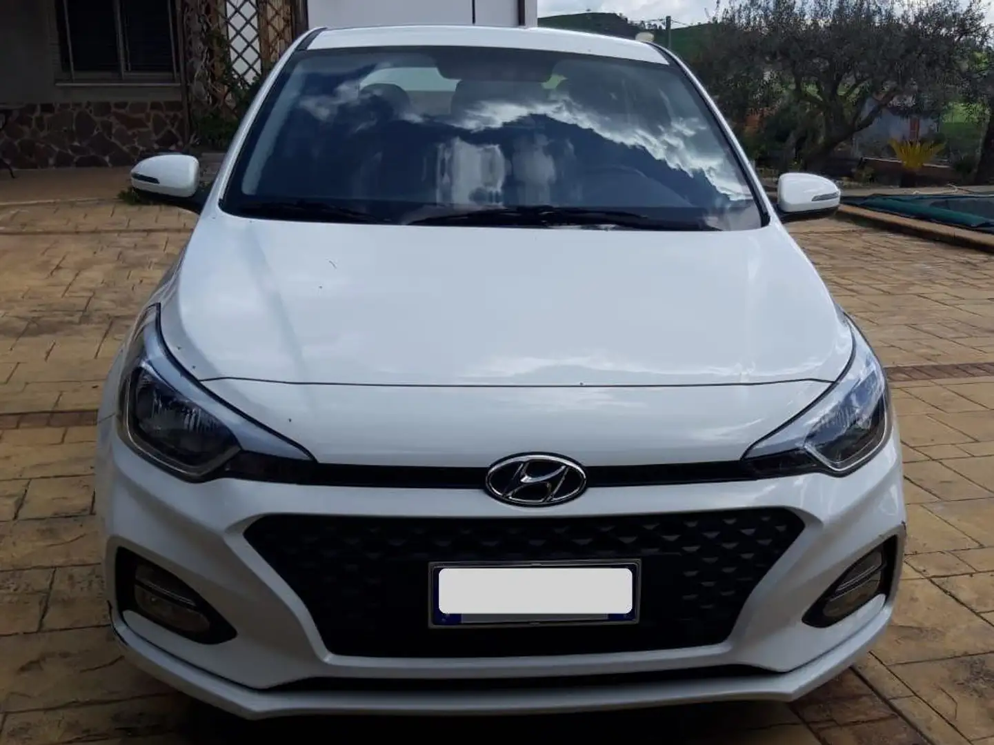 Hyundai i20 i20+II+2018+5p+1.2+mpi+Advanced+75cv Bianco - 1