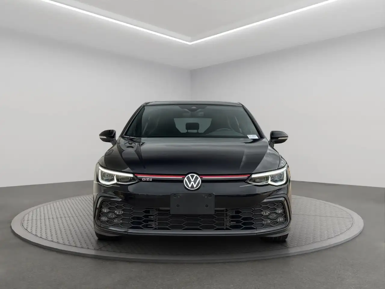 Volkswagen Golf GTI снимка Volkswagen Golf GTI