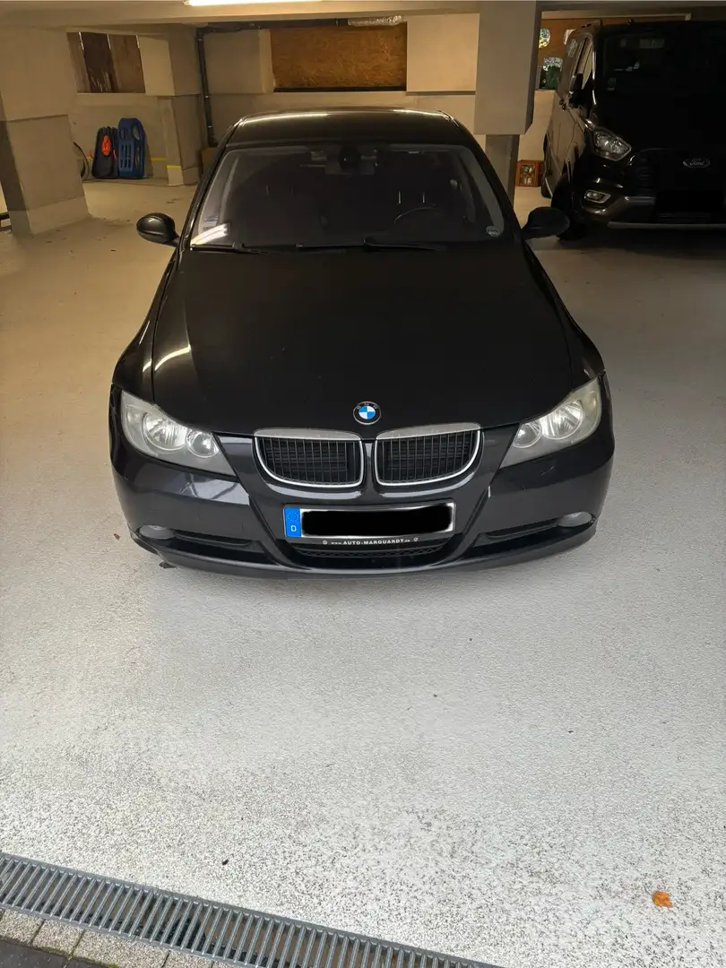 BMW 318 318i Czarny - 1