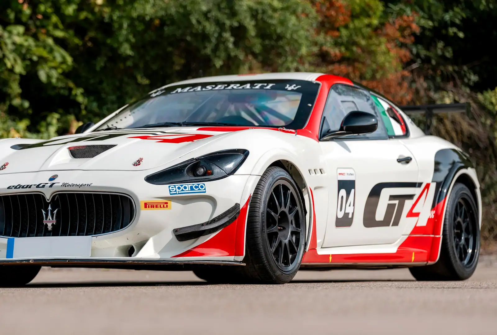 Maserati GranTurismo MC Trofeo GT4 Bílá - 1