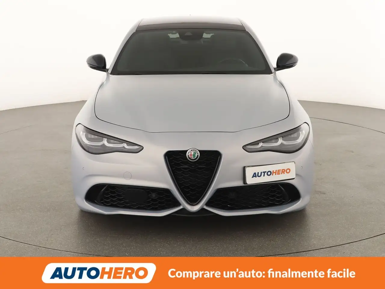 Alfa Romeo Giulia 2023 — фото 9