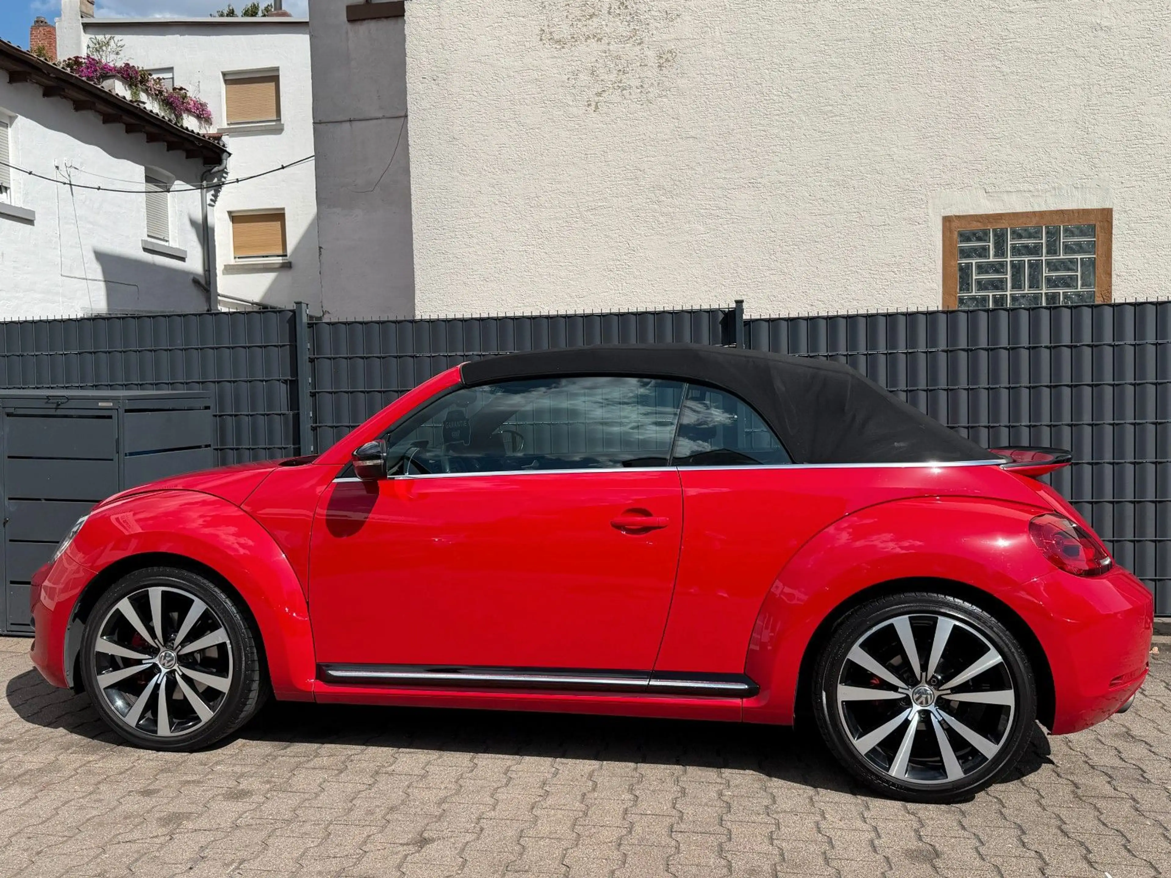 Volkswagen New Beetle Cabrio Exclusive Sport BMT*2HD*AUTOM* — photo 11