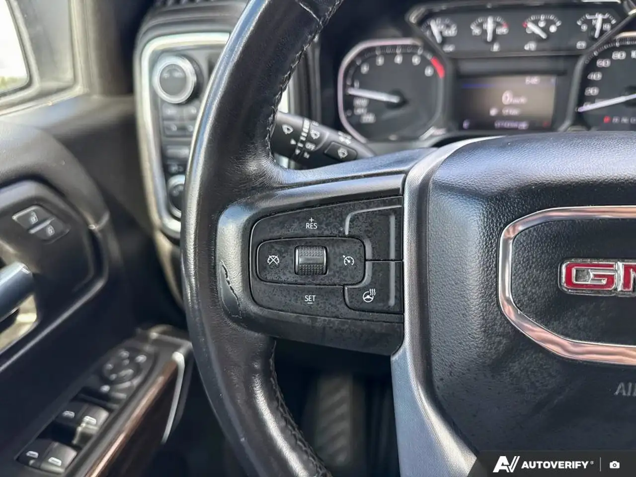 GMC Sierra 1500 fotografie GMC Sierra 1500
