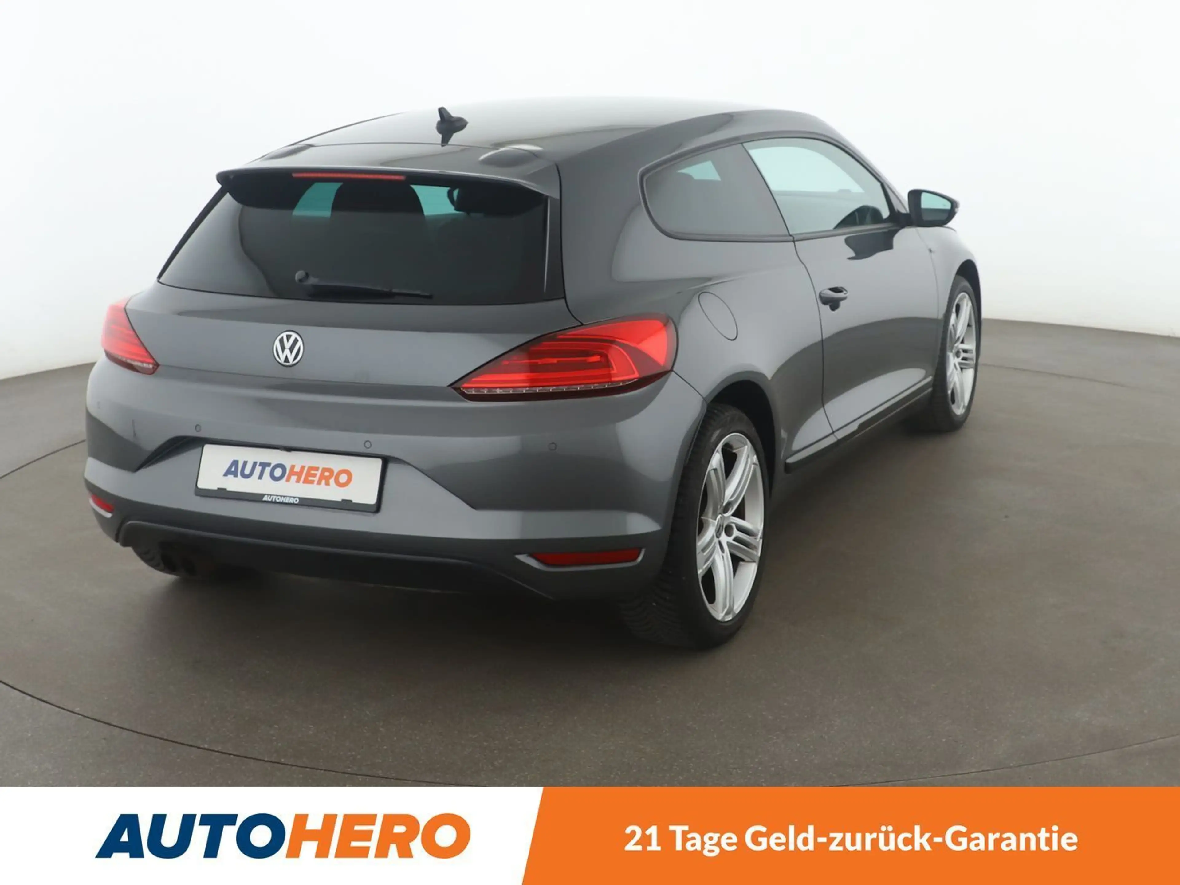 Volkswagen Scirocco 2.0 TSI Allstar BlueMotion Aut.*NAVI* — photo 6
