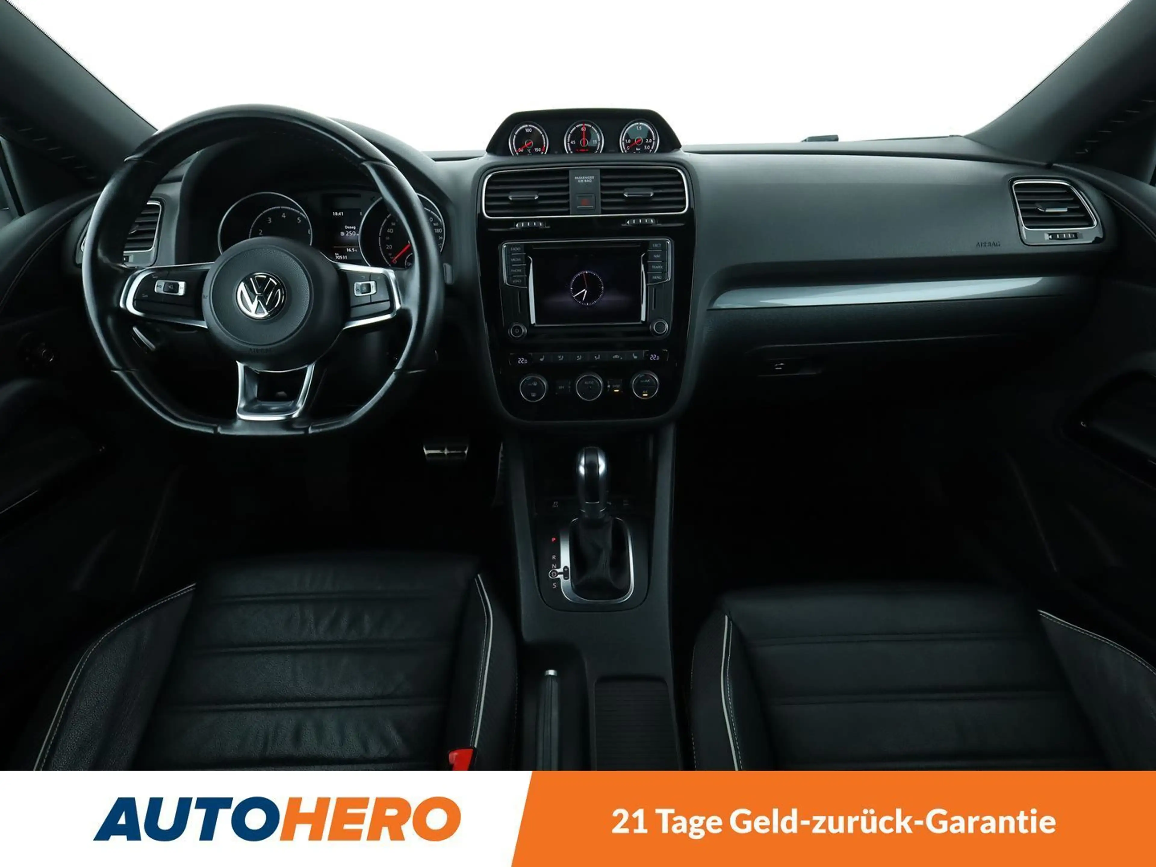 Volkswagen Scirocco 2.0 TSI Allstar BlueMotion Aut.*NAVI* — photo 12