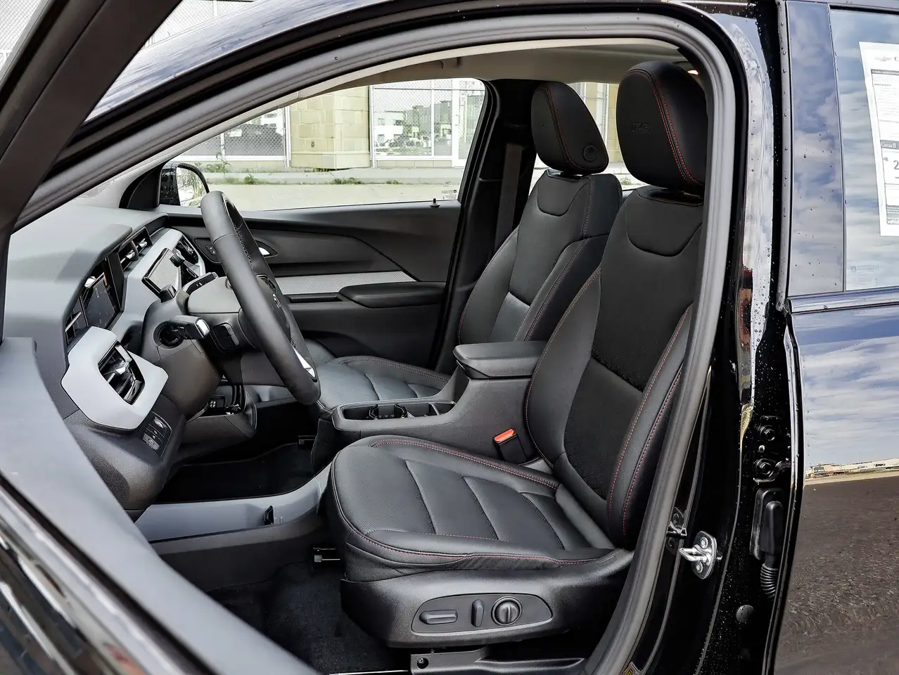 Chevrolet Bolt fotografie Chevrolet Bolt