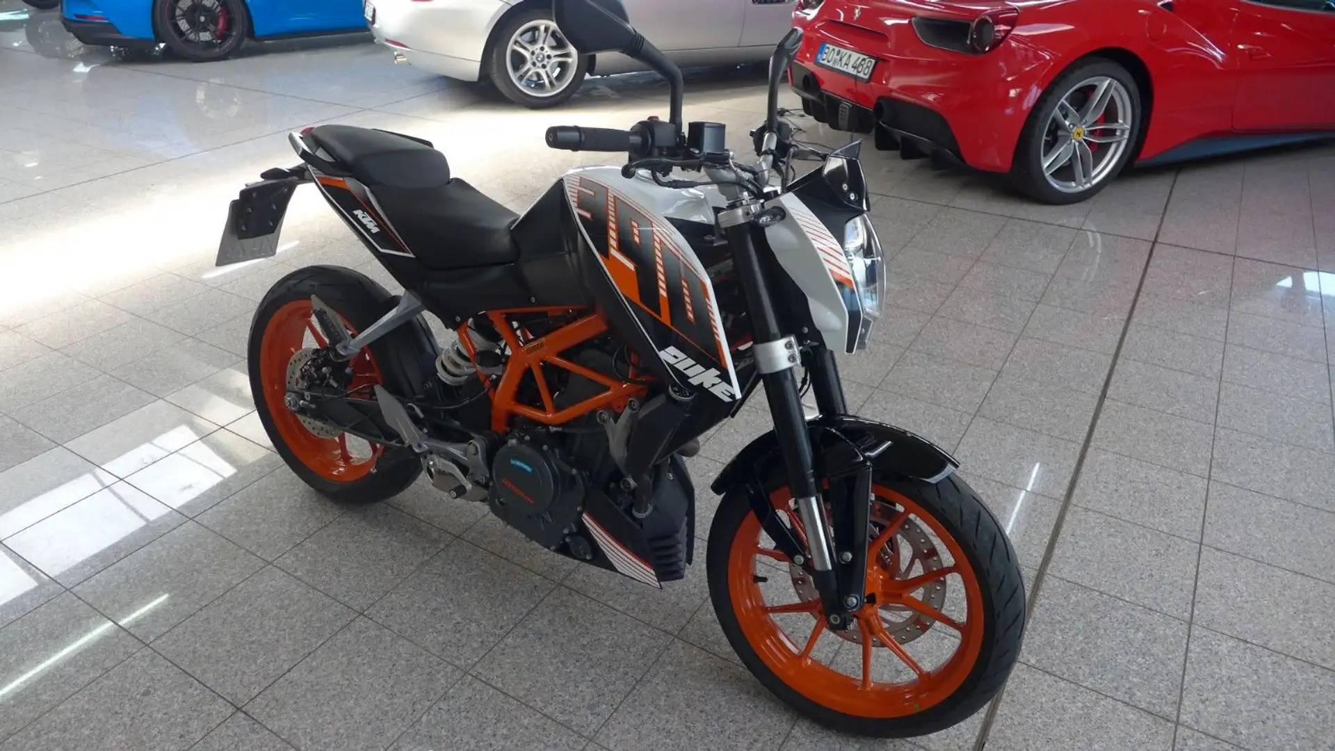 KTM 390 Duke ABS - 2