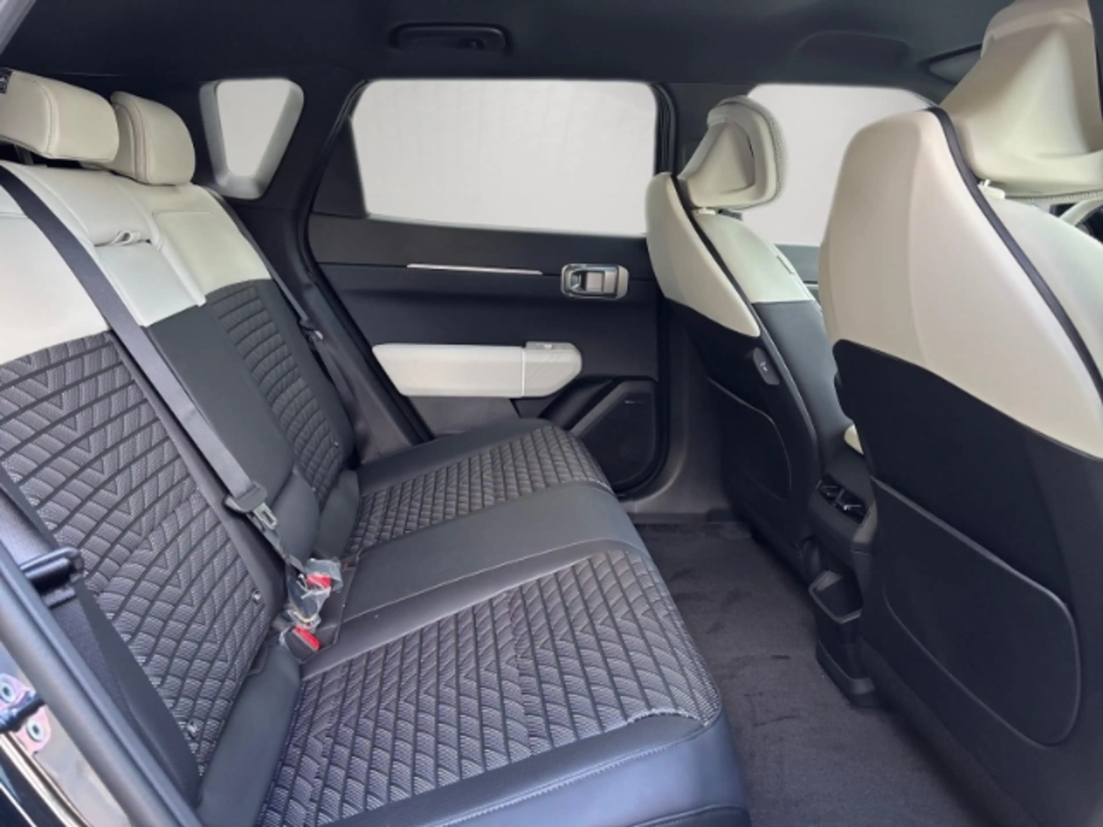 Kia EV4 GT-Line 81,4 kWh HEAD-UP,360°KAMERA,MEMORY,DAB,LED — photo 13